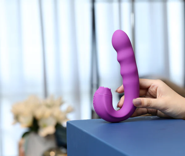 PASS THE VIBE CHECK: LILIAN G-SPOT VIBRATOR WITH ROTATING HEAD AND VIBRATING TONGUE