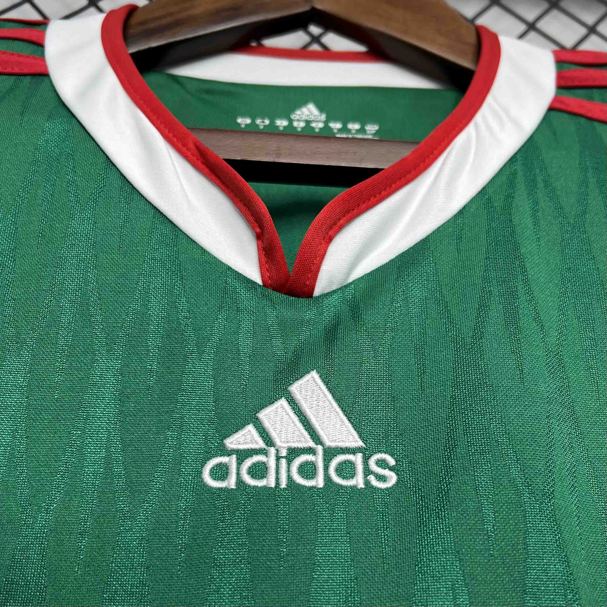 unitedfutballjersey-Retro Mexico 2010 Home Stadium Jersey