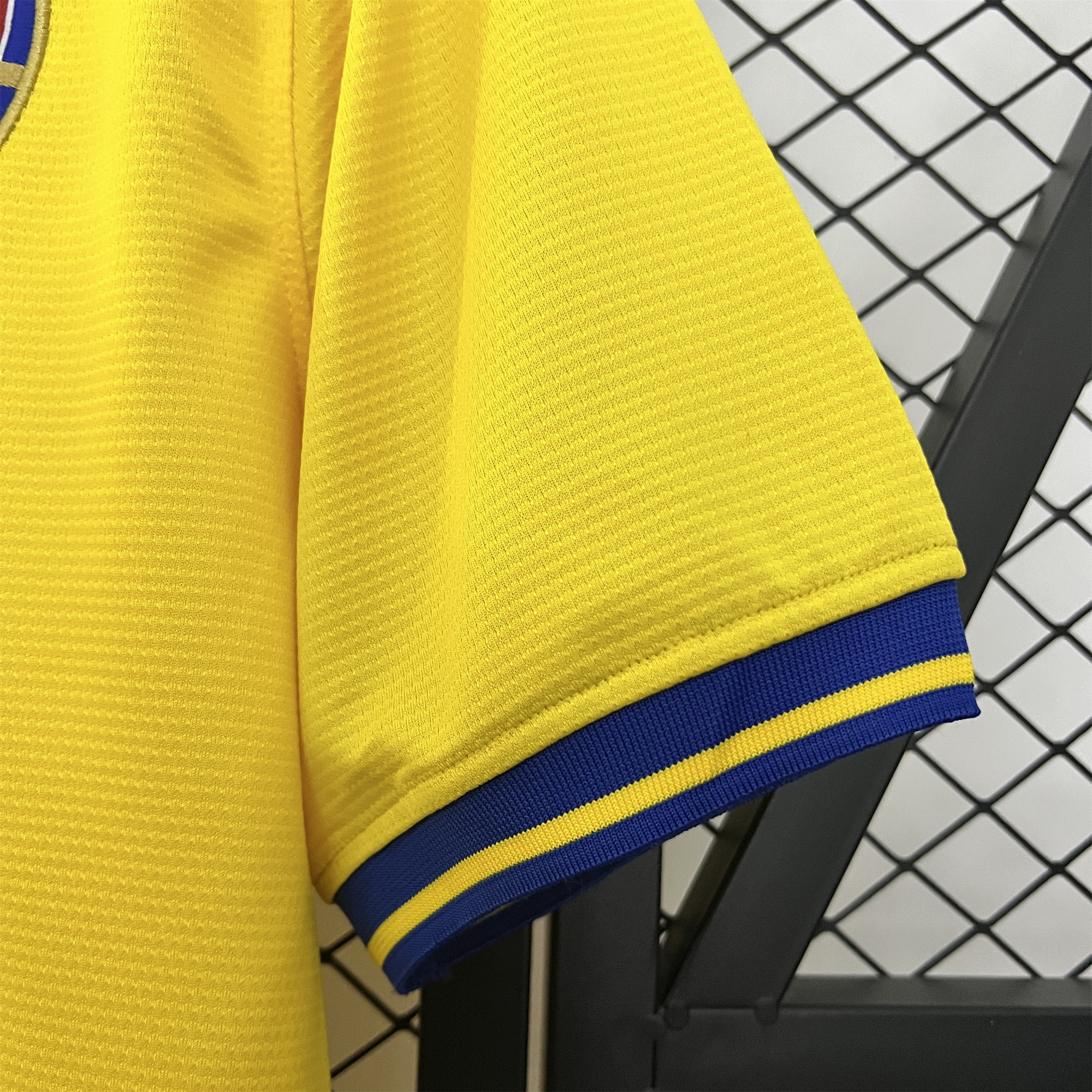 SIUjerseys-Retro Arsenal 2013-14 Away Jersey