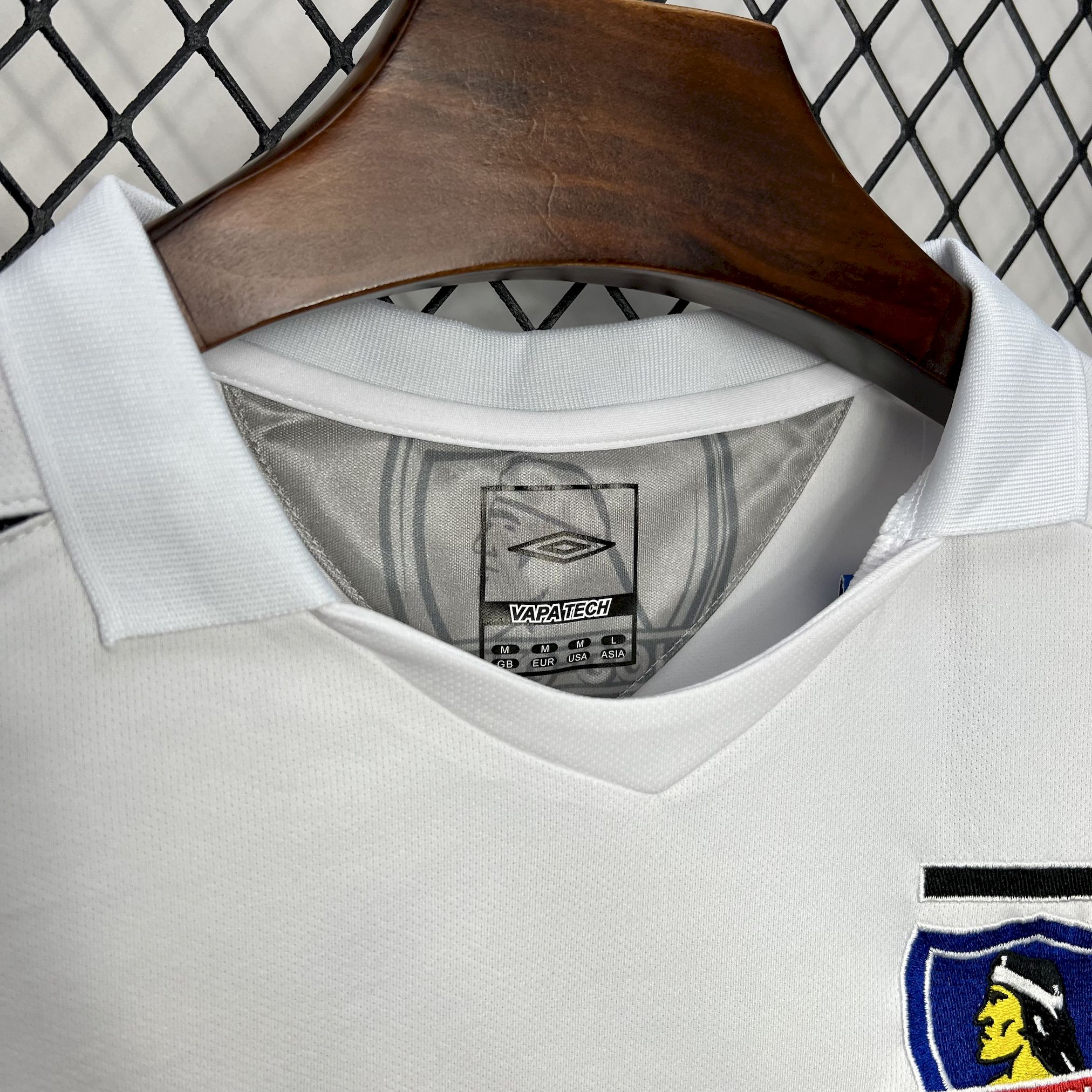 SIUjerseys-Retro Colo Colo 2006 Home Jersey