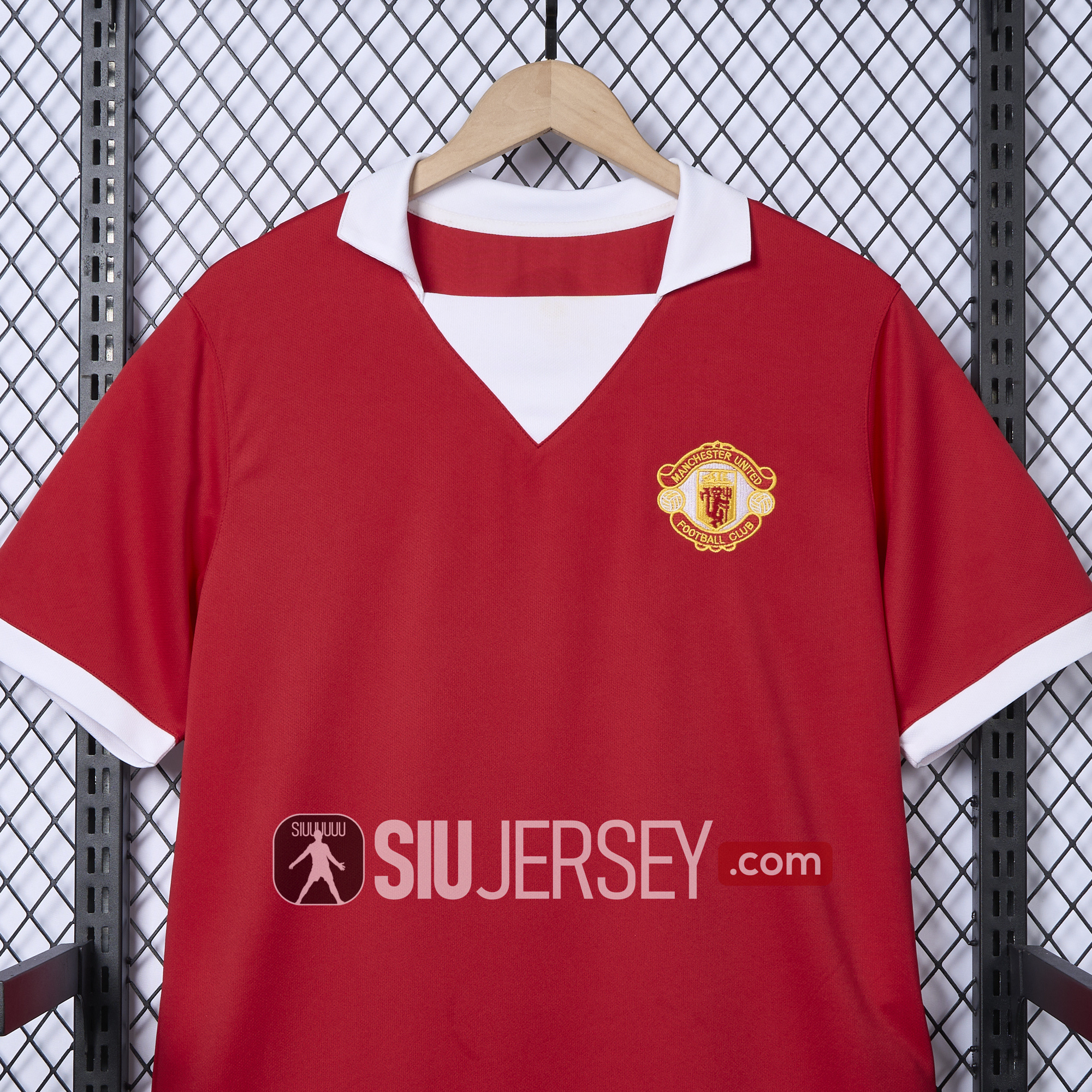 SIUjerseys-Retro Manchester United 1972-73 Home Jersey