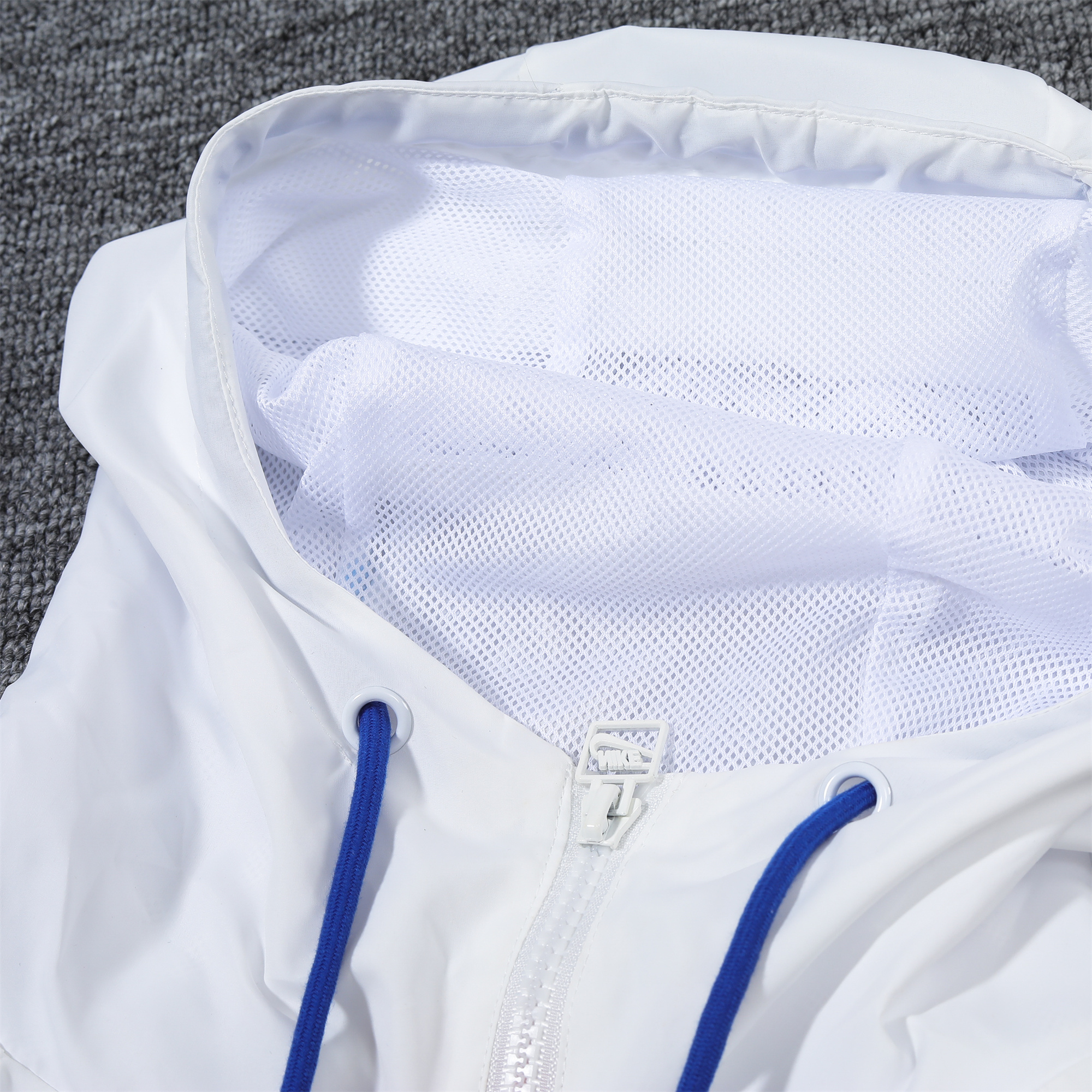 SIUjerseys-England 2024 National Team Anthem White Hooded Windbreaker - Player Version