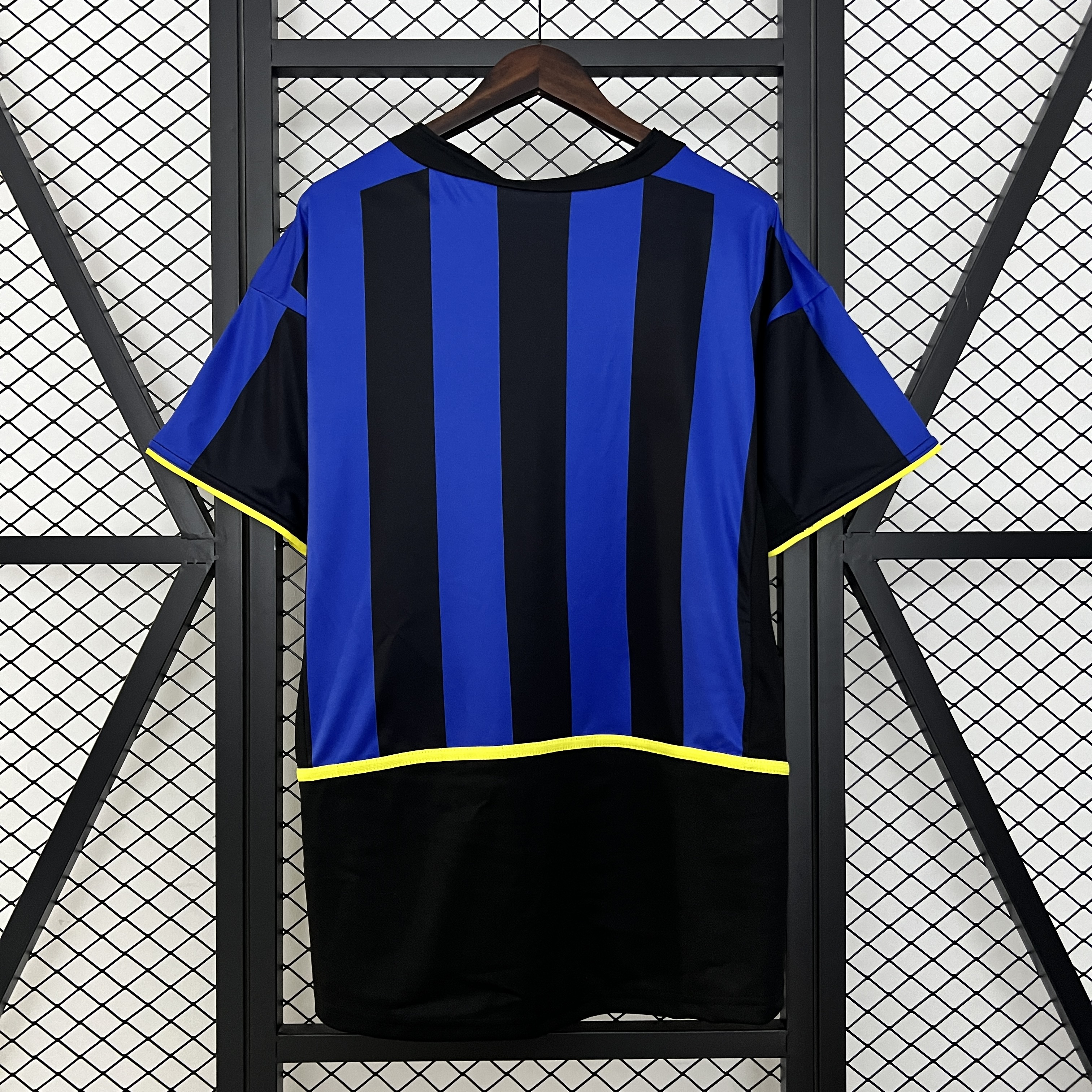 SIUjerseys-Retro Inter Milan 2002-03 Home Jersey