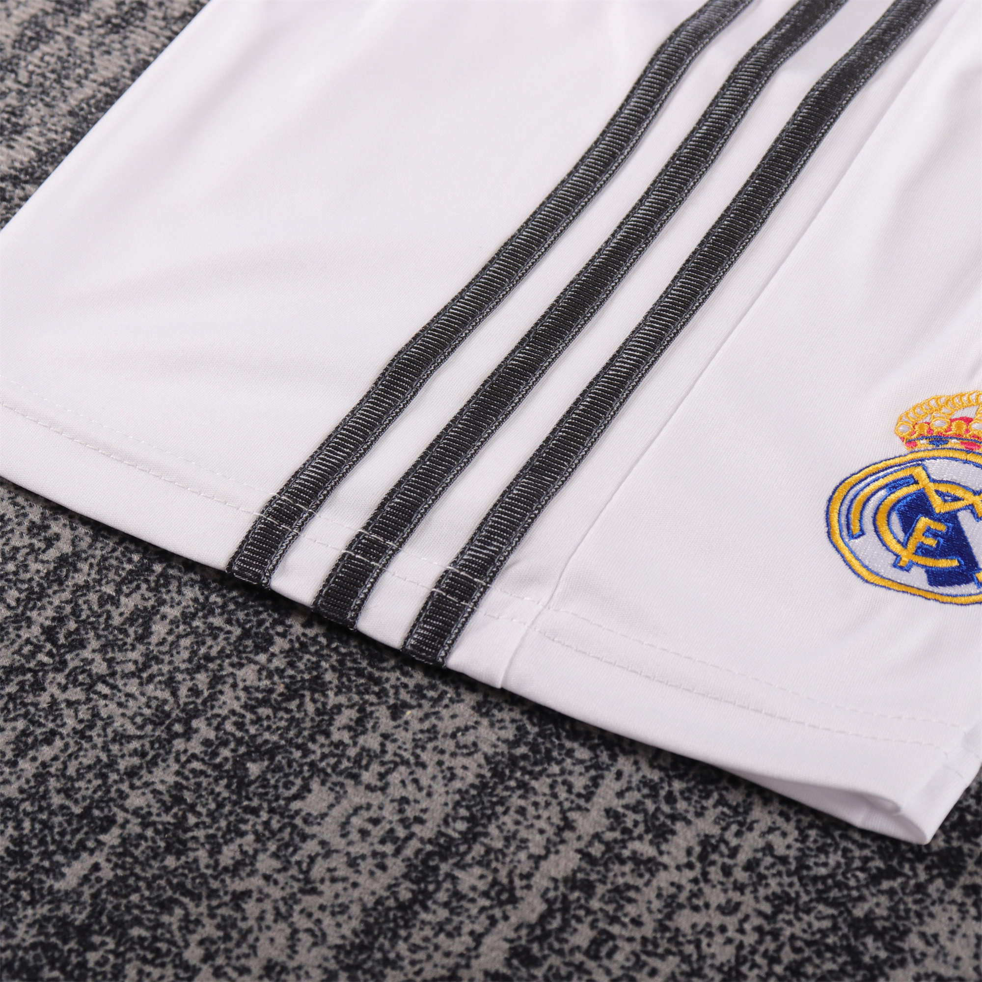 unitedfutballjersey-Retro Real Madrid 2013-14 Home Kids Kit