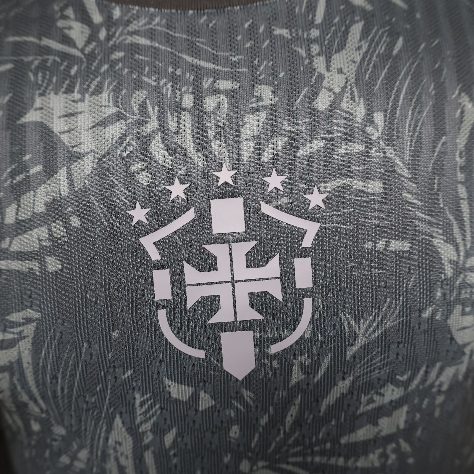 unitedfutballjersey-Brazil 2024-25 COMMA Neymar Black Jersey - Player Version