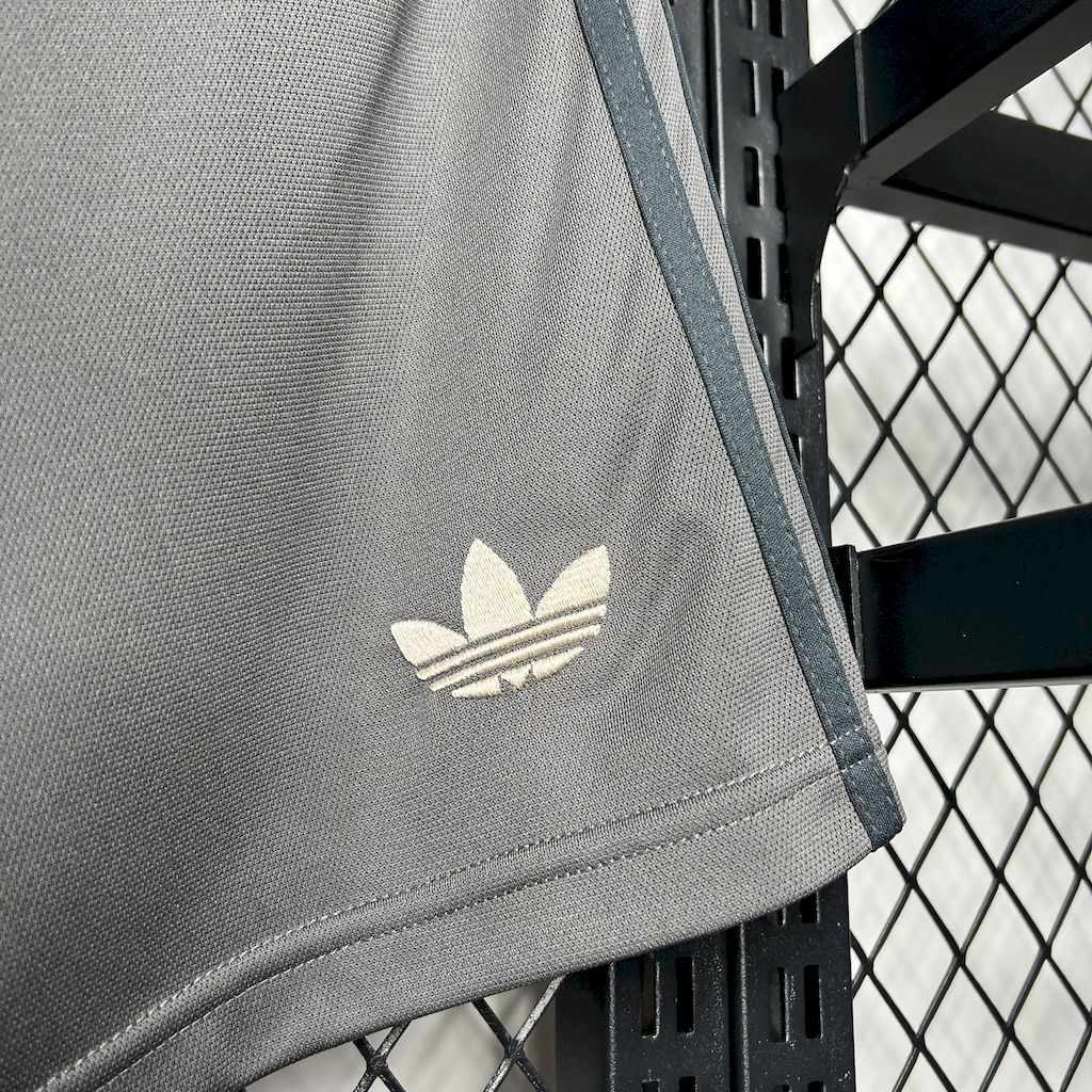 SIUjerseys-Real Madrid 24-25 Third Shorts - Fans Version