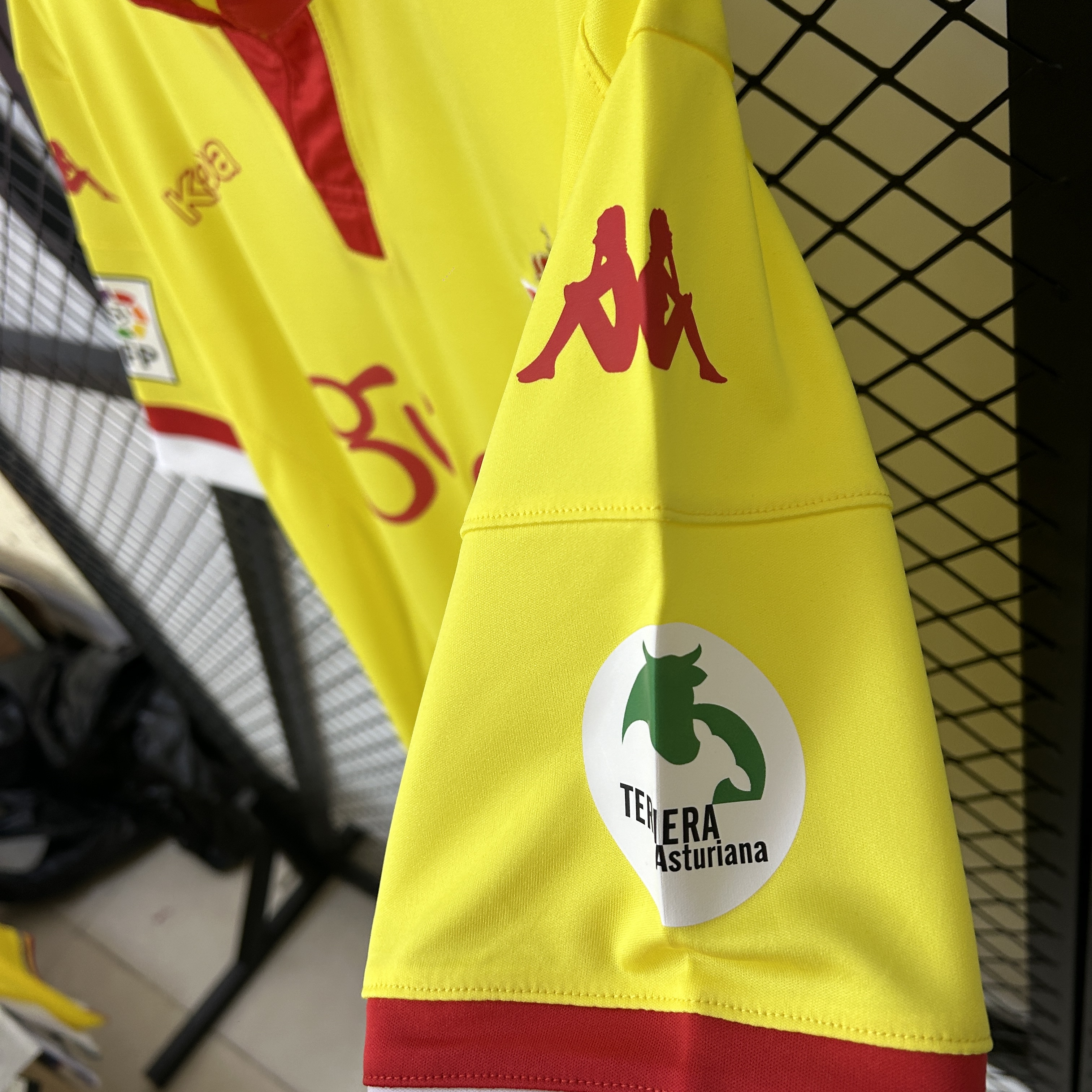 SIUjerseys-Retro Sporting Gijon 2015-16 Third Jersey