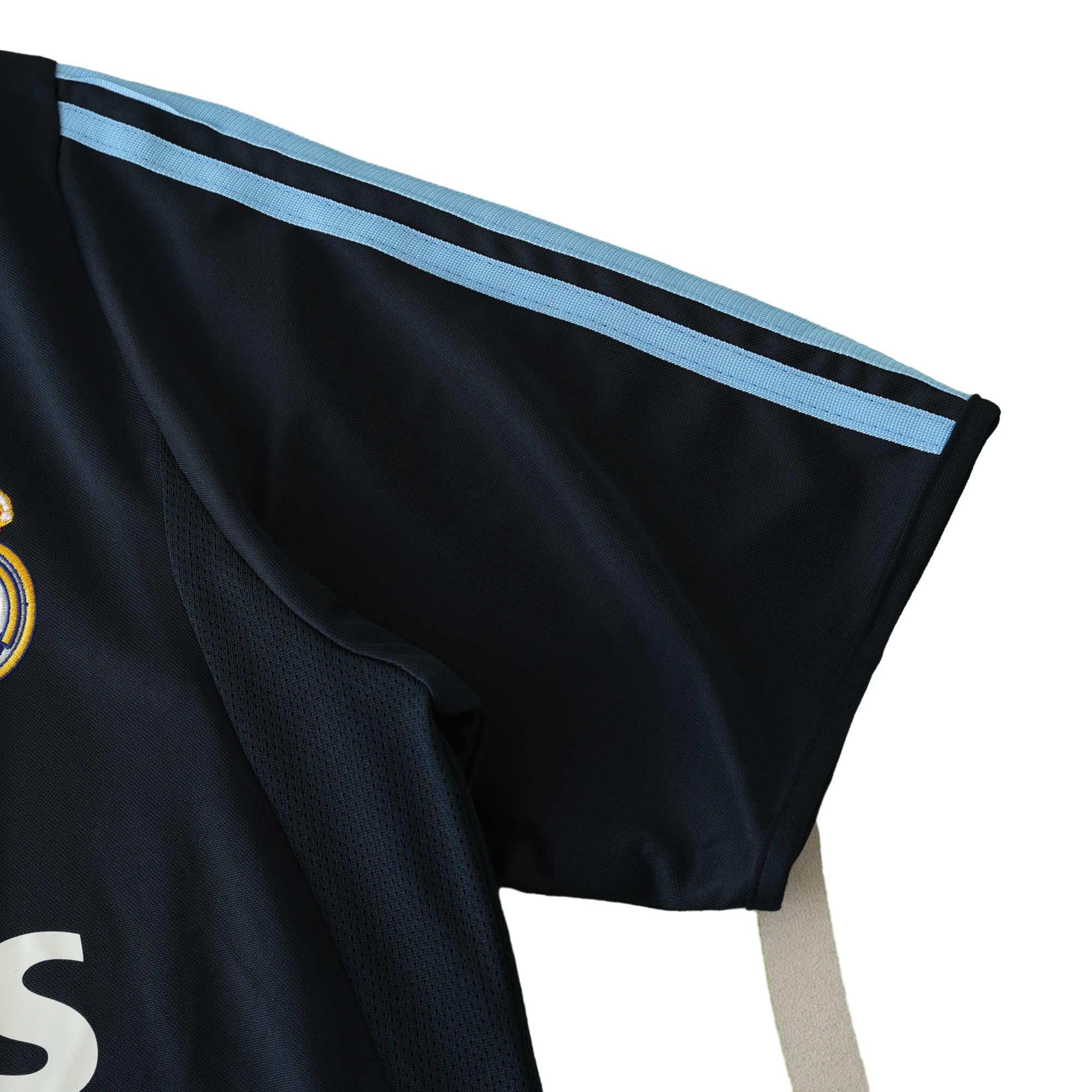 SIUjerseys-Retro Real Madrid 03-04 Away Jersey