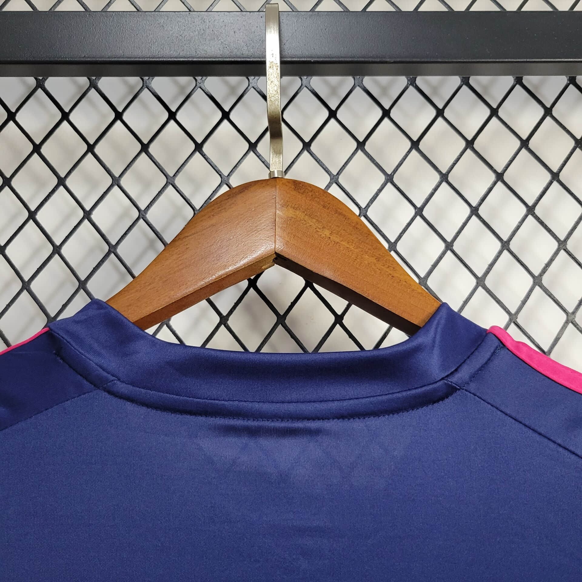 SIUjerseys-Nottingham Forest 24-25 Away Jersey - Fans Version