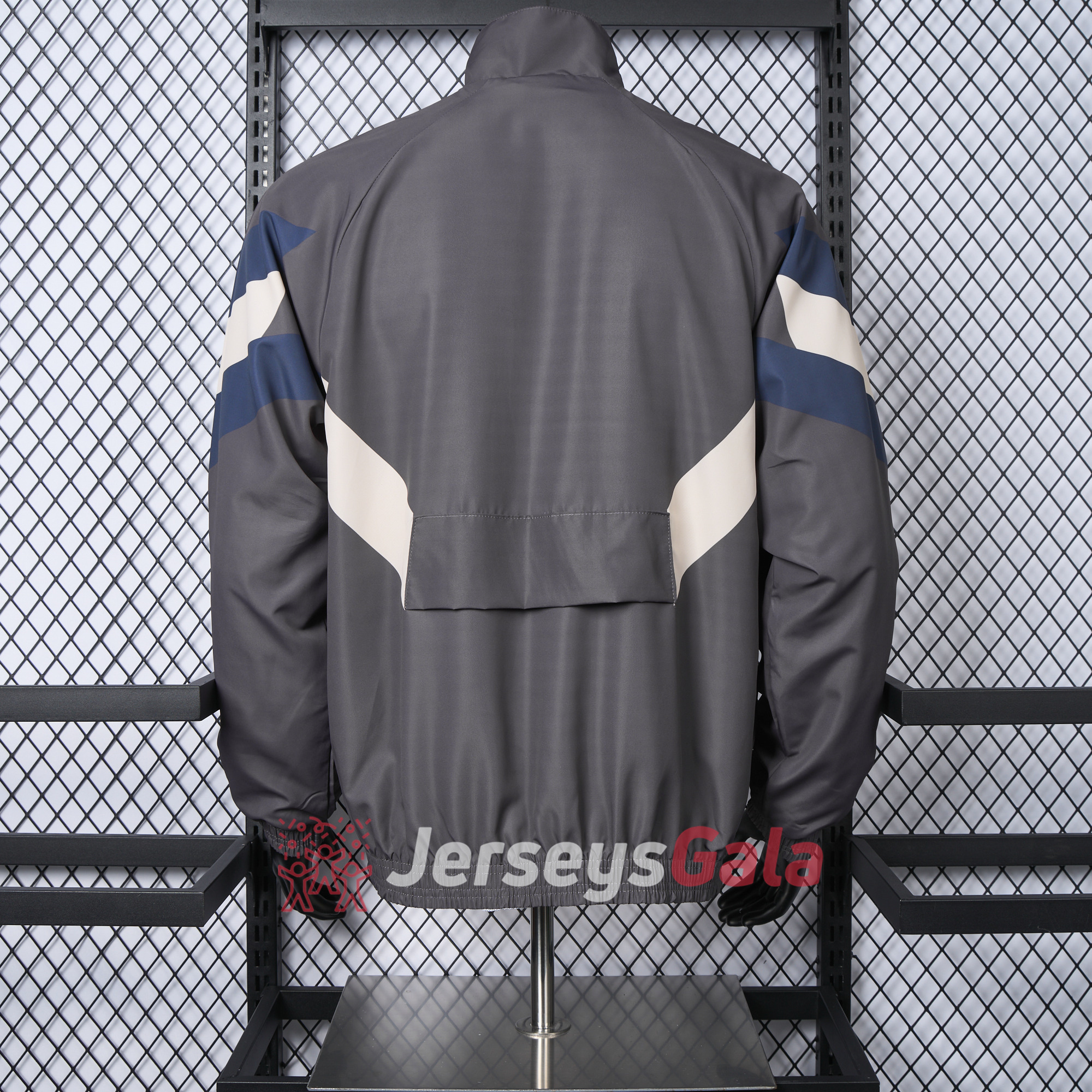 JerseysGala.com | Real Madrid 24-25 Throwback Windbreaker Jacket - Grey -Customize Name, Number and Patch | Worldwide Shipping