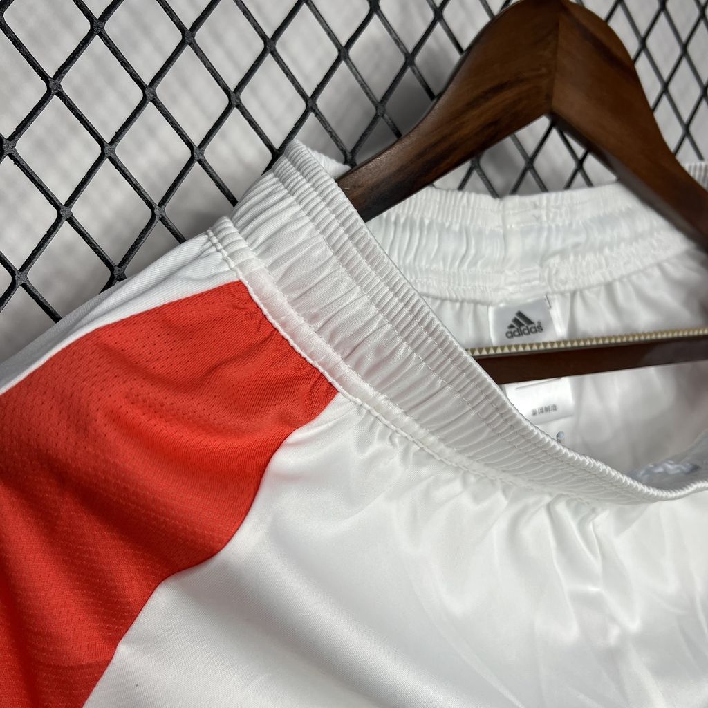 SIUjerseys-Manchester United 24-25 Home Shorts - Fans Version