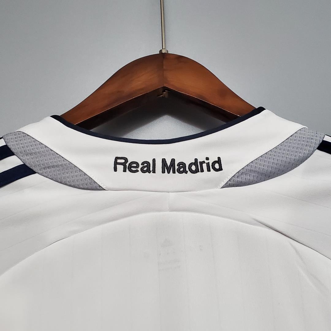 SIUjerseys-Retro Real Madrid 06-07 Home Long Sleeve Jersey