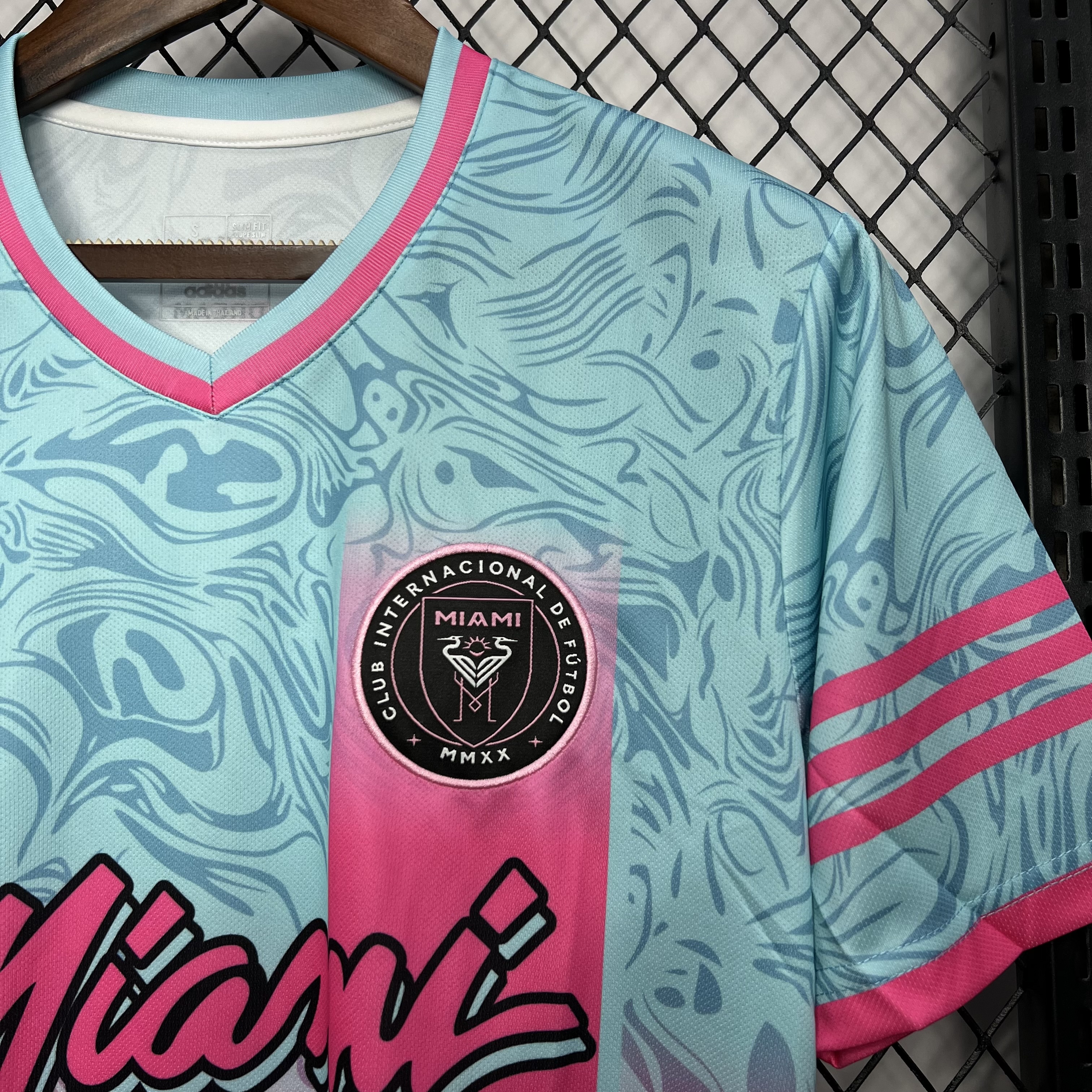 SIUjerseys-INT M.A.M 24-25 Pink & Green Special Edition Jersey - Fans Version
