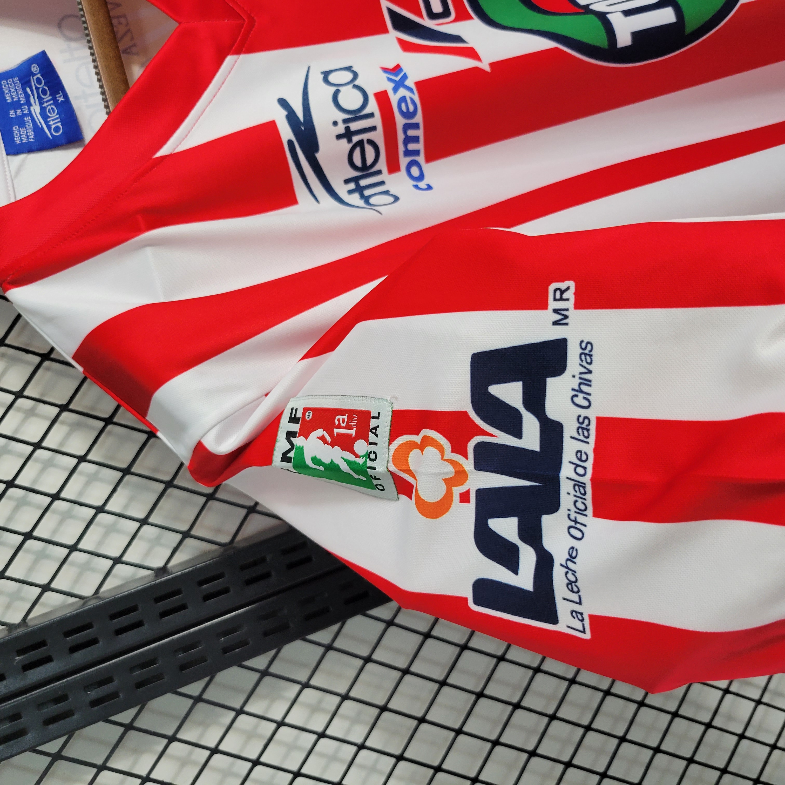 SIUjerseys-Retro Chivas de Guadalajara 01-02 Home Stadium Jersey