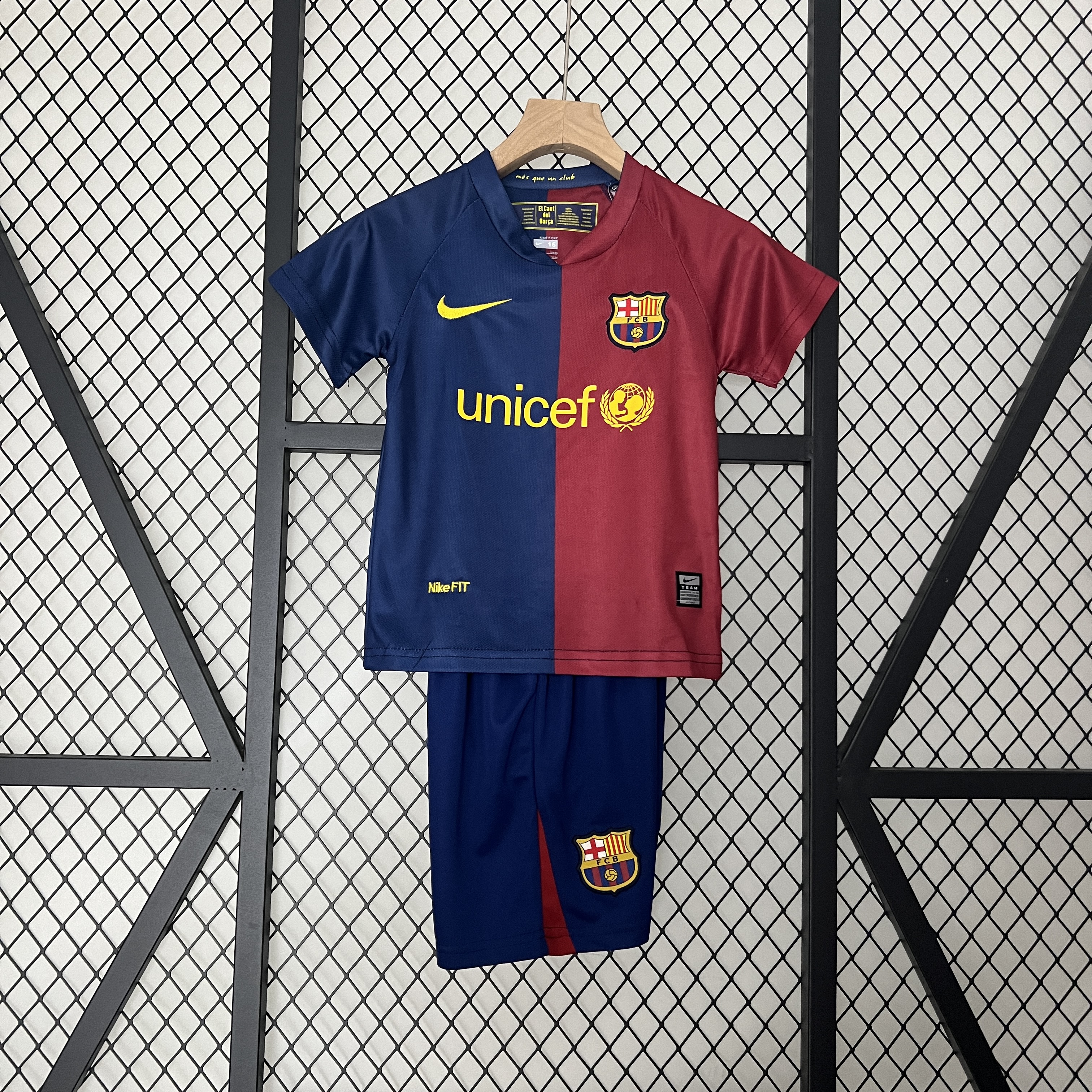 SIUjerseys-Retro Barcelona 2008-09 Home Stadium Kids Kit