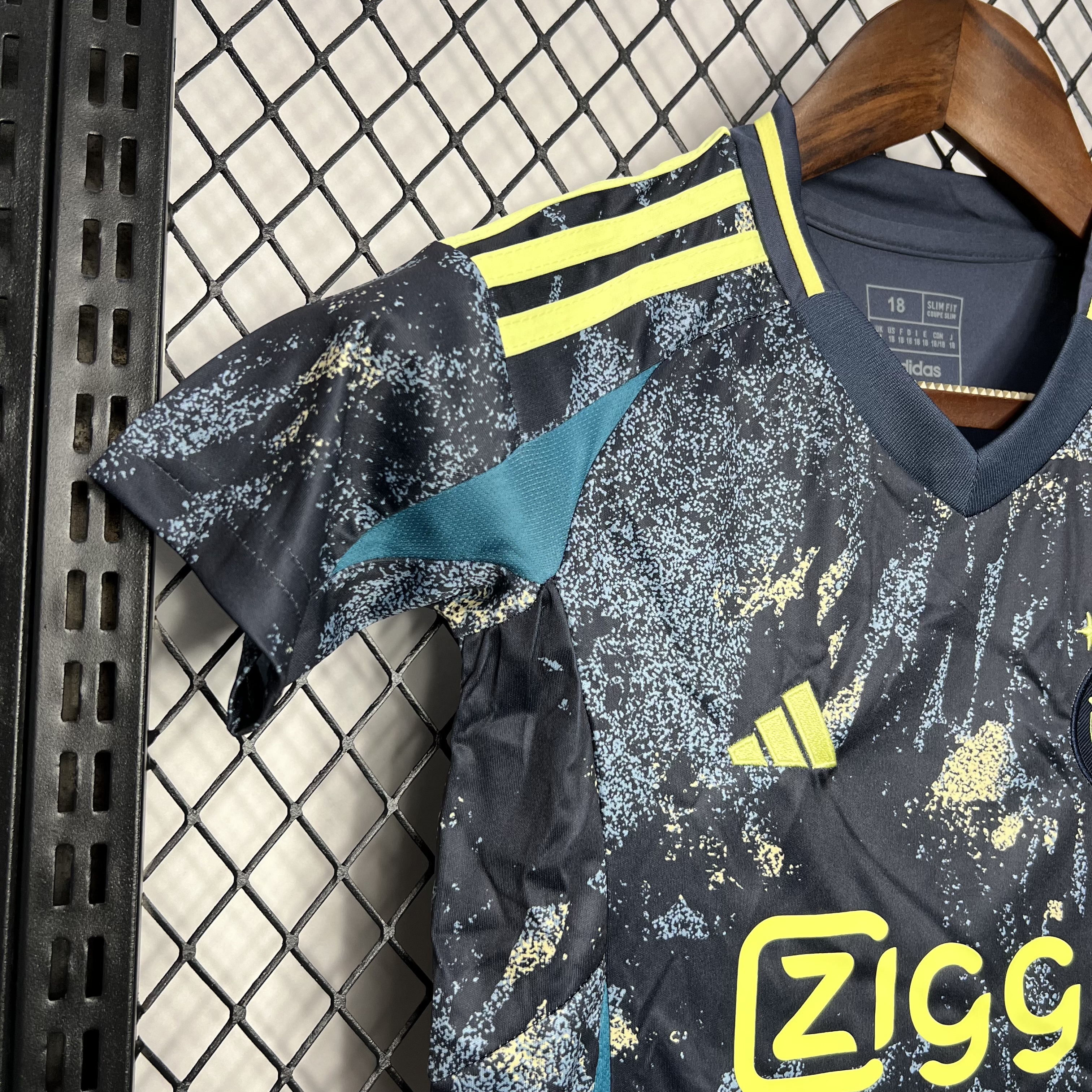 SIUjerseys-Ajax 24-25 Away Kids Kit