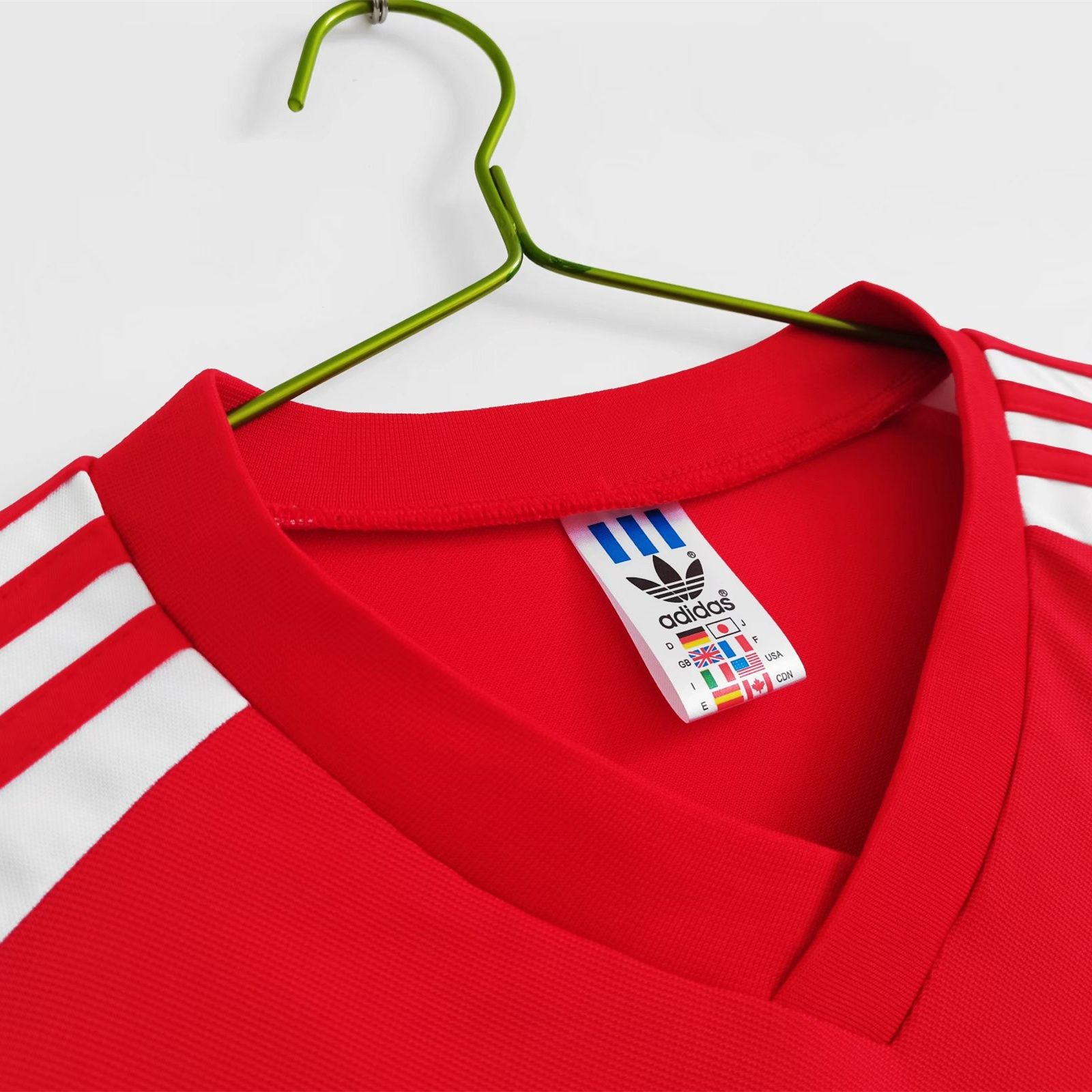 SIUjerseys-Retro Wales 1982 Home Stadium Jersey