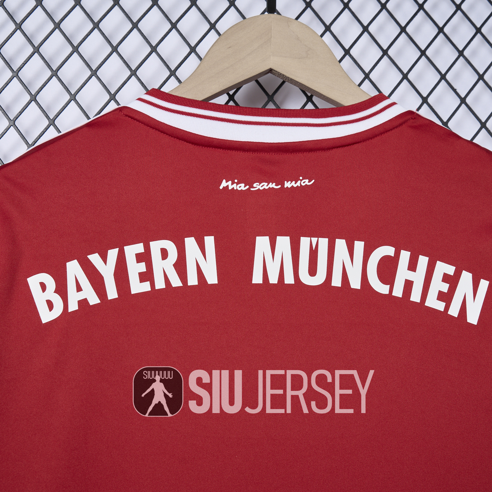 SIUjerseys-Retro Bayern Munich 13-14 Home Jersey