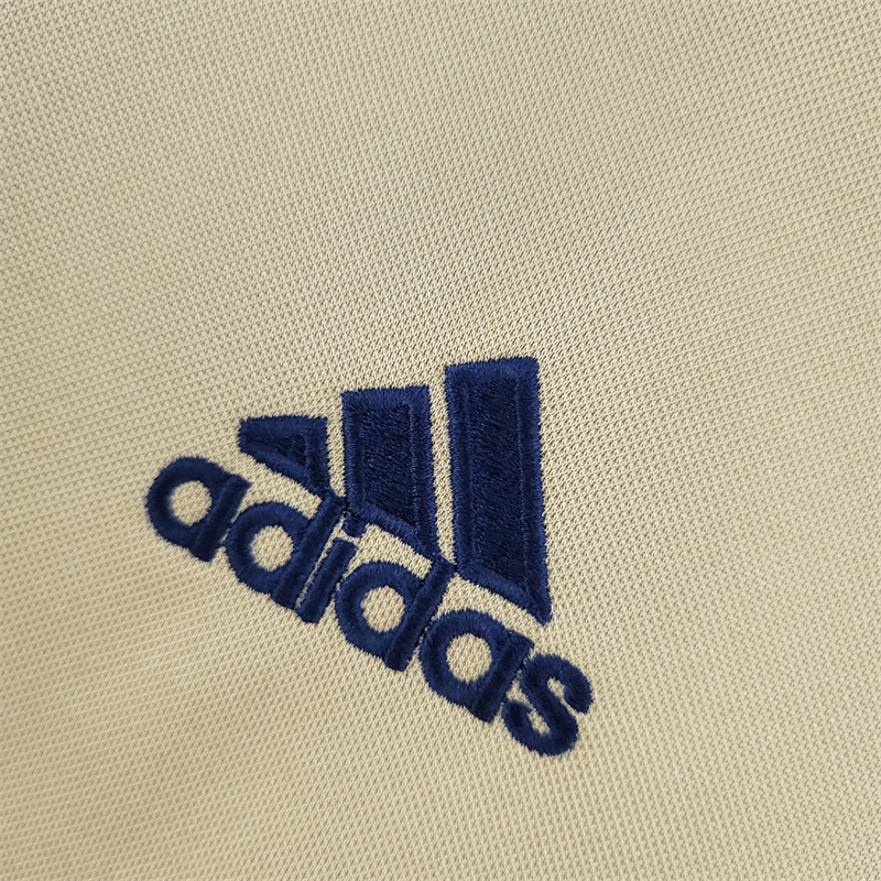 SIUjerseys-Retro Bayern Munich 2004-05 Away Jersey