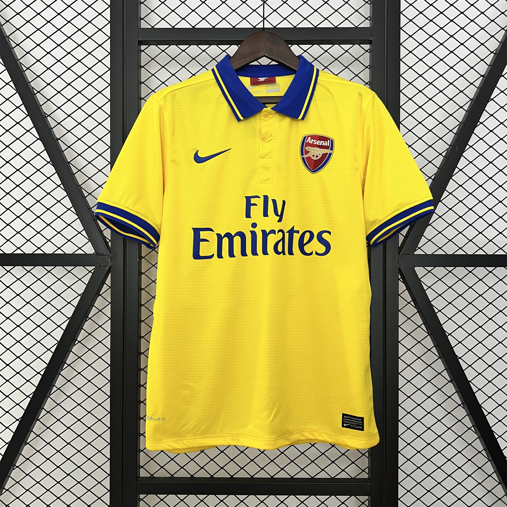 SIUjerseys-Retro Arsenal 2013-14 Away Jersey