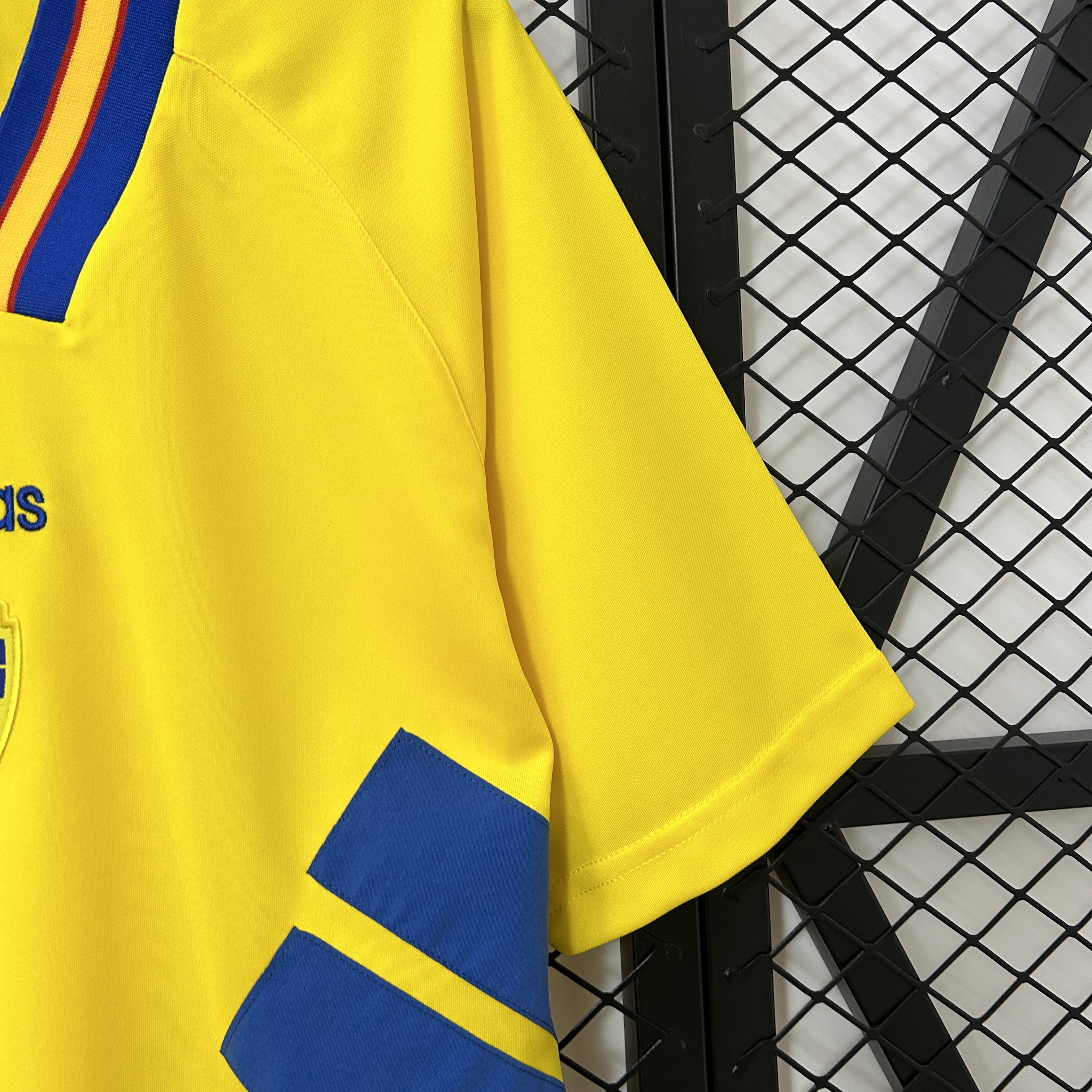SIUjerseys-Retro Sweden 1994 Home Jersey