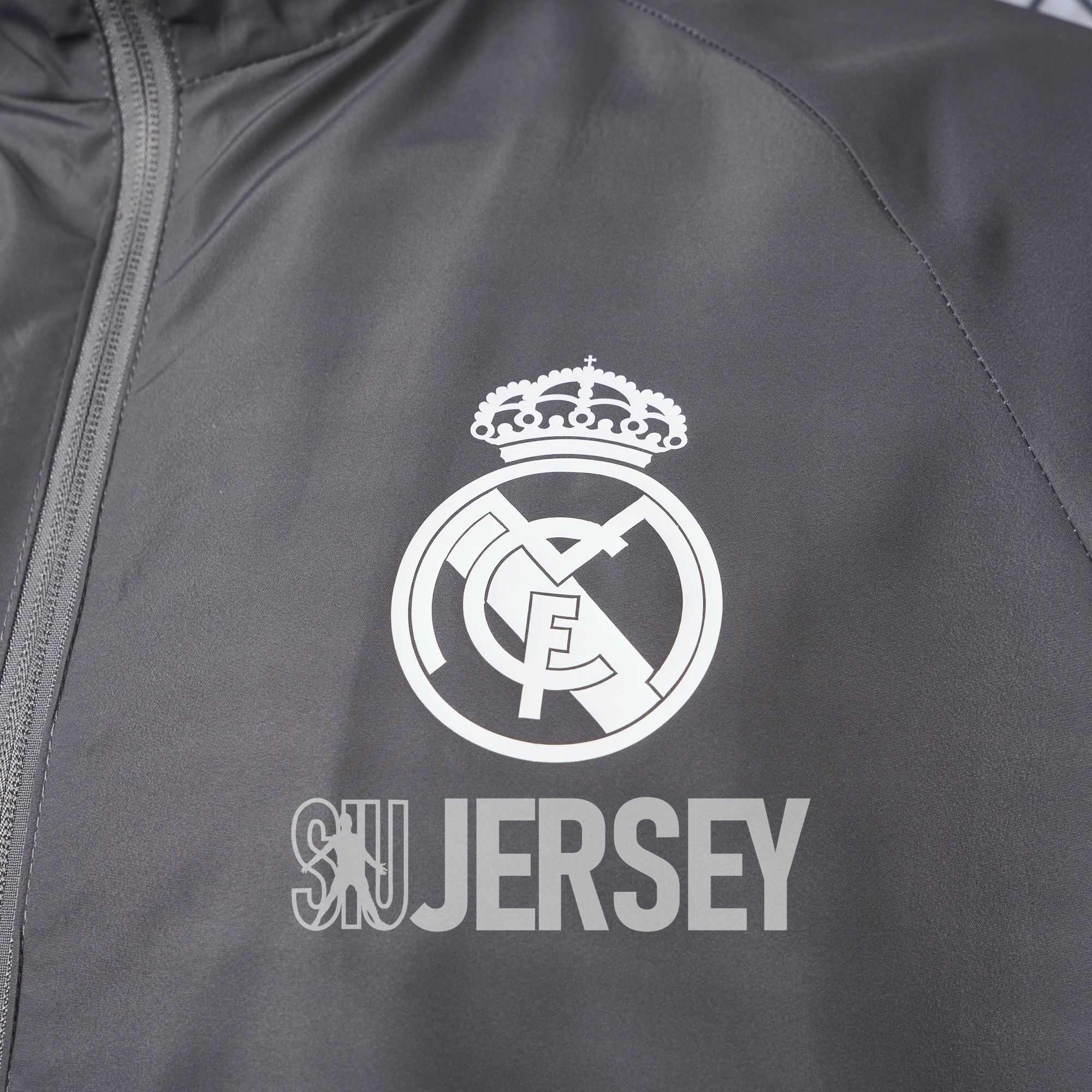 SIUjerseys-Real Madrid 24-25 Throwback Windbreaker Jacket - Grey