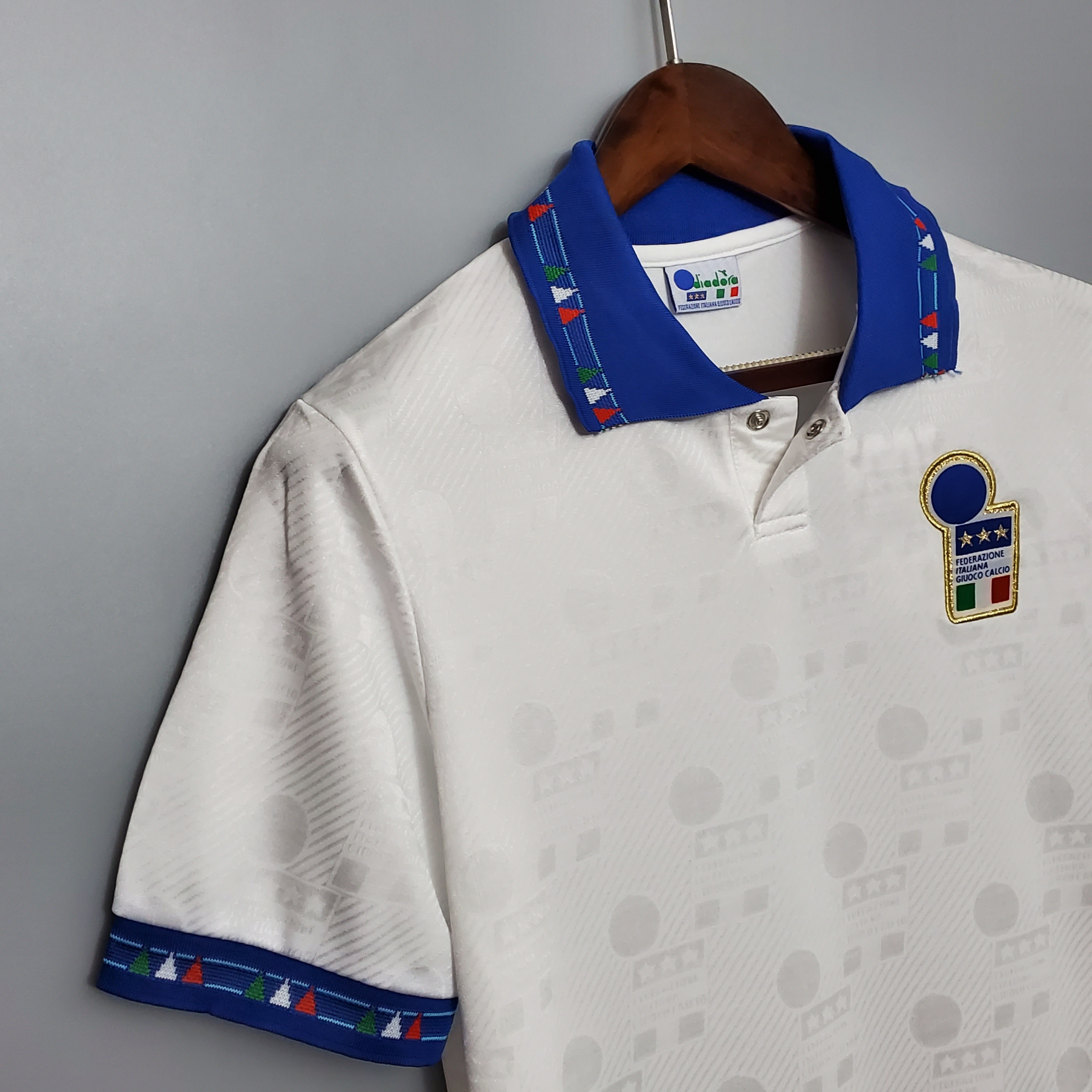 SIUjerseys-Retro Italy 1994 Away Stadium Jersey