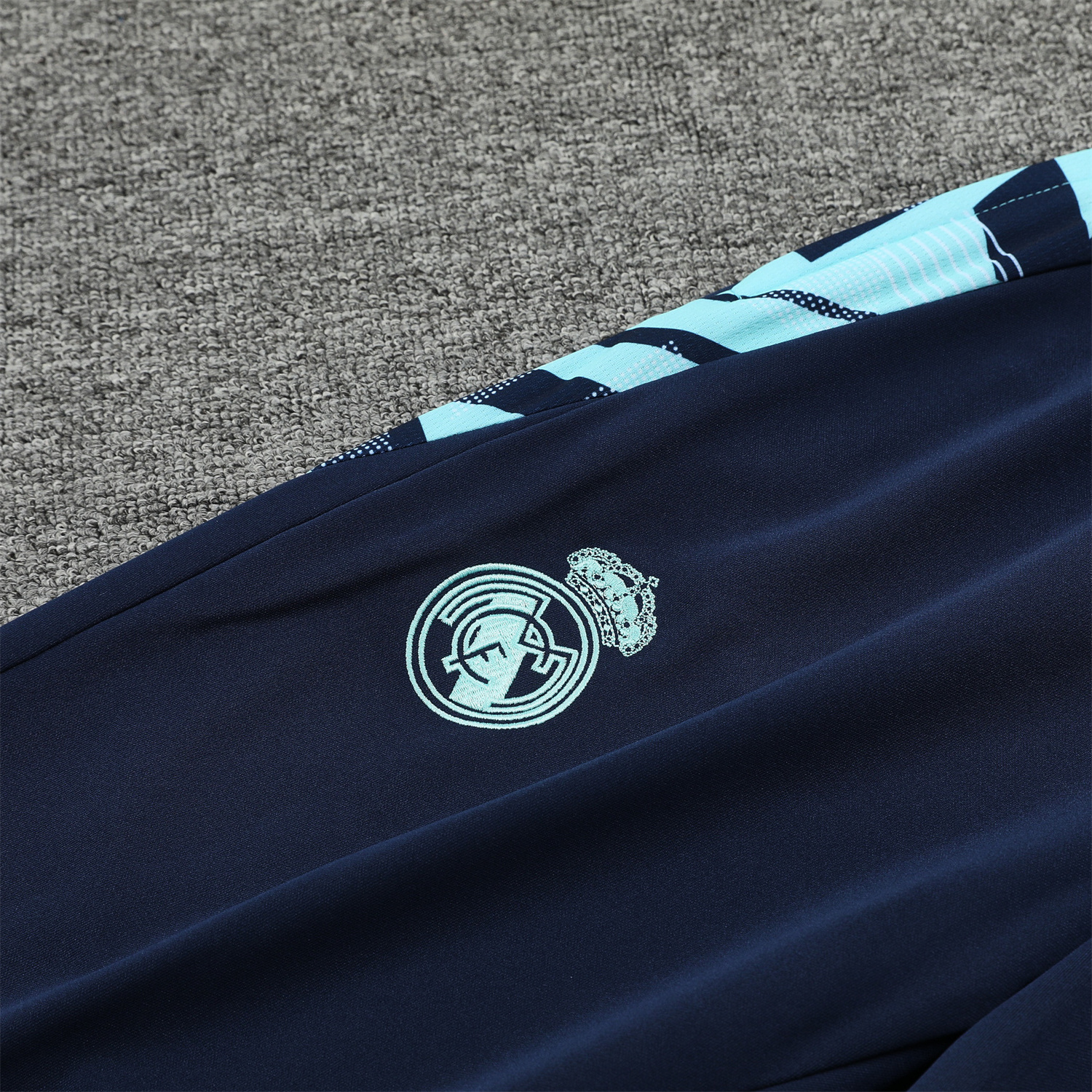 SIUjerseys-Real Madrid 24-25 Training Hoodie Set - Cyan Hoodie and Deep Blue Pants