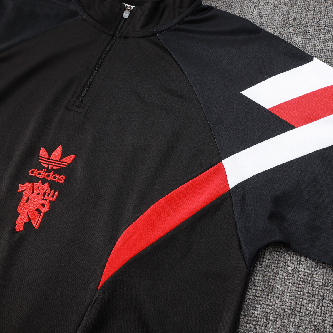 SIUjerseys-Manchester United 24-25 Originals LFSTLR Long Sleeve Training Set - Black