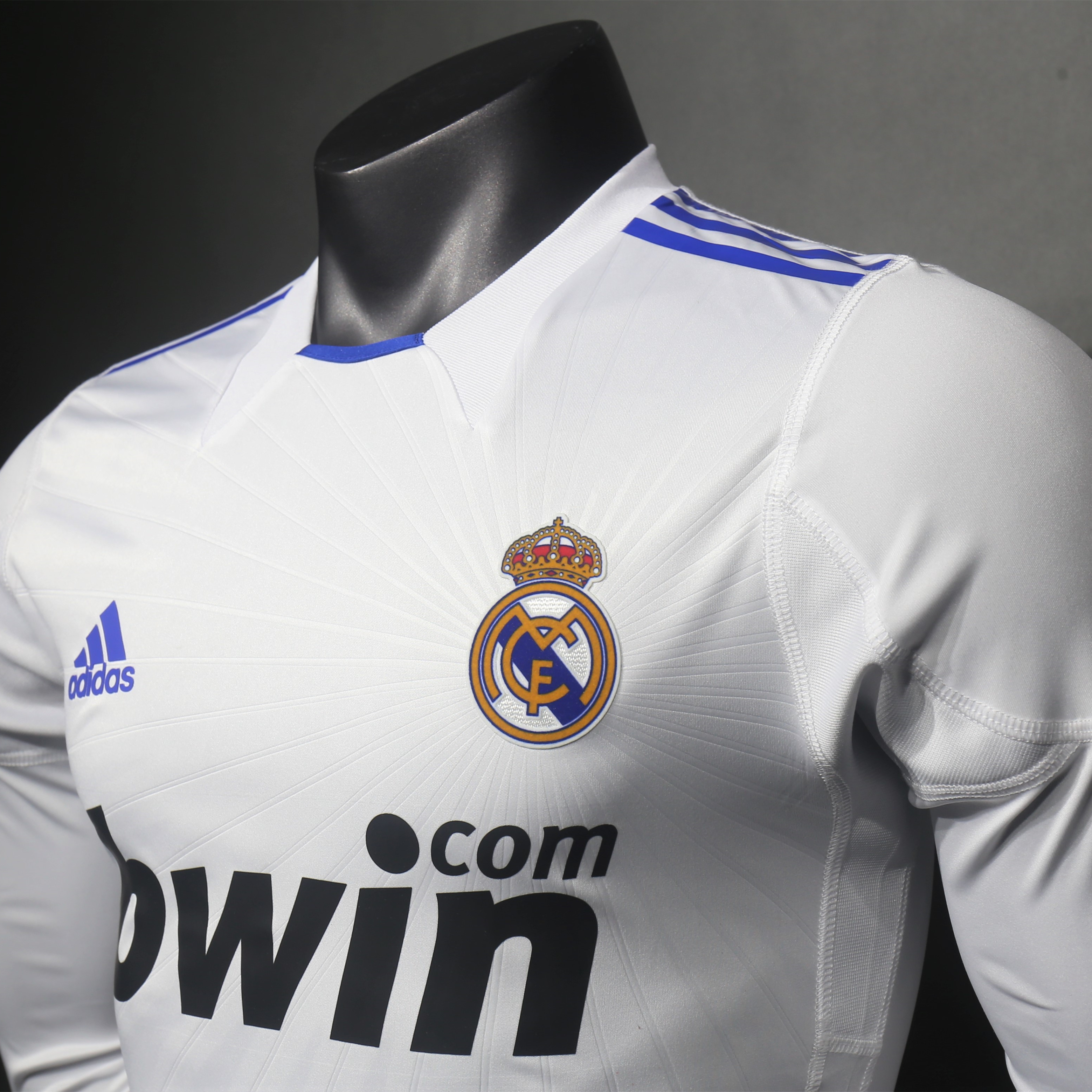 SIUjerseys-Retro Real Madrid 10-11 Home Long Sleeve Jersey - Player Version