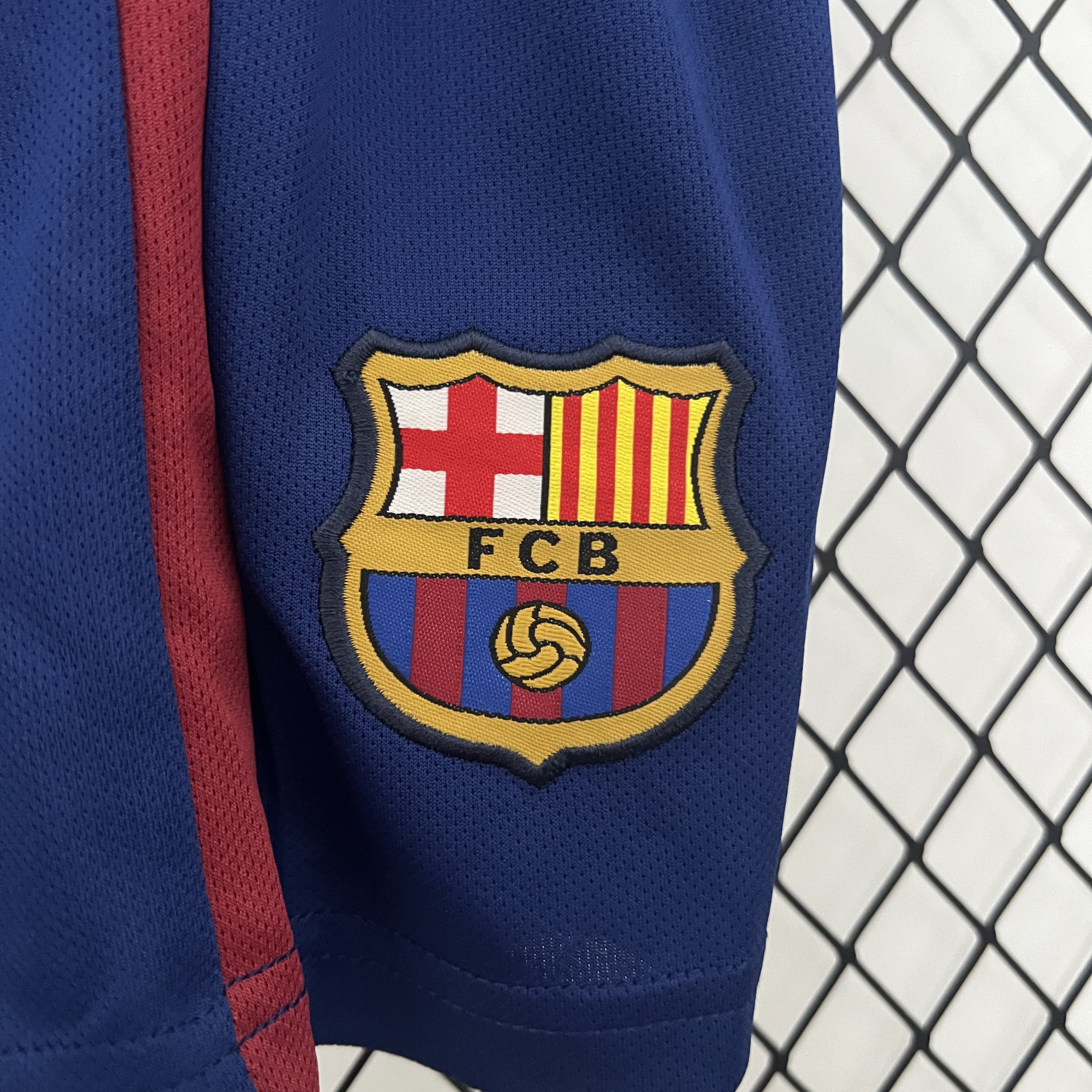 SIUjerseys-Retro Barcelona 2009-10 Home Stadium Kids Kit