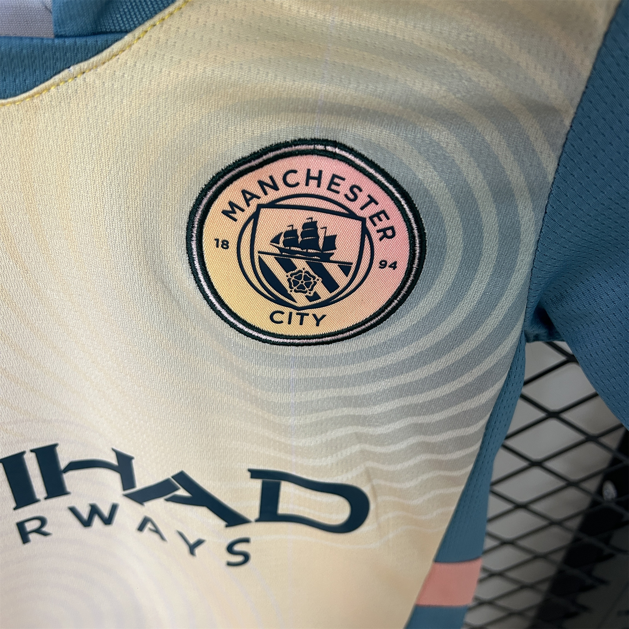 unitedfutballjersey-Manchester City 24-25 Fourth Kids Kit