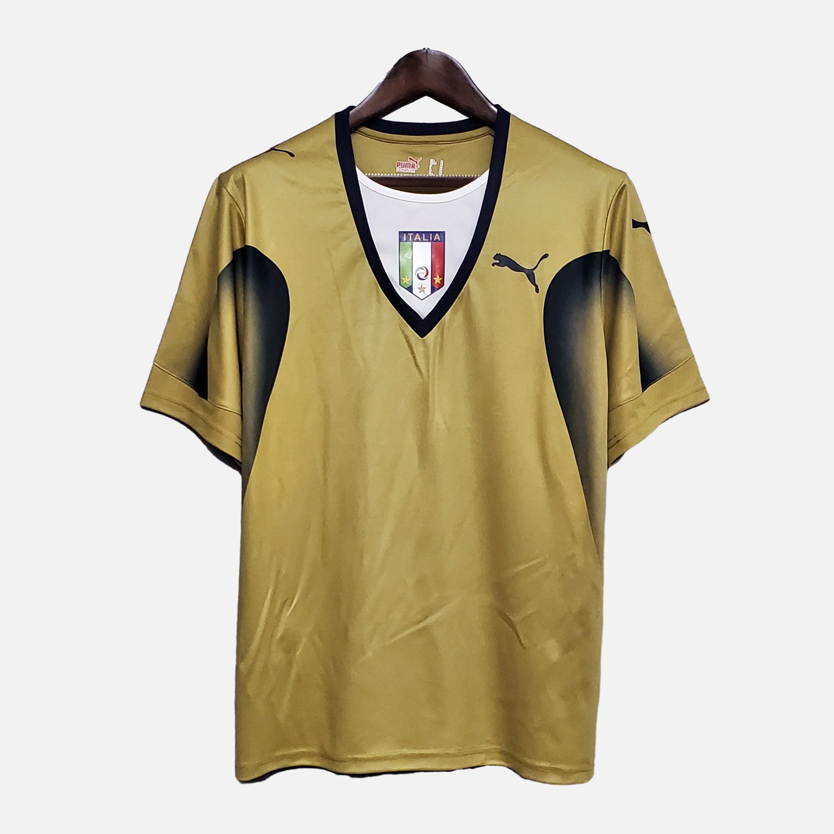 SIUjerseys-Retro Italy 2006 Golden Goalkeeper Jersey