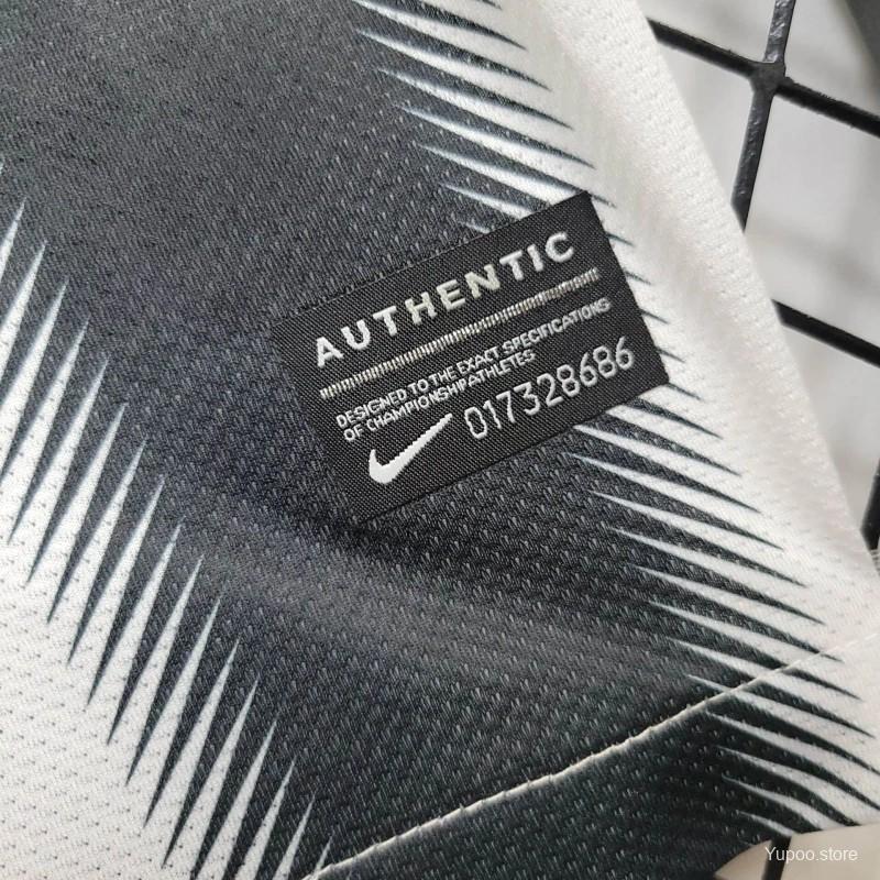 unitedfutballjersey-Retro Juventus 2011-12 Home Stadium Jersey