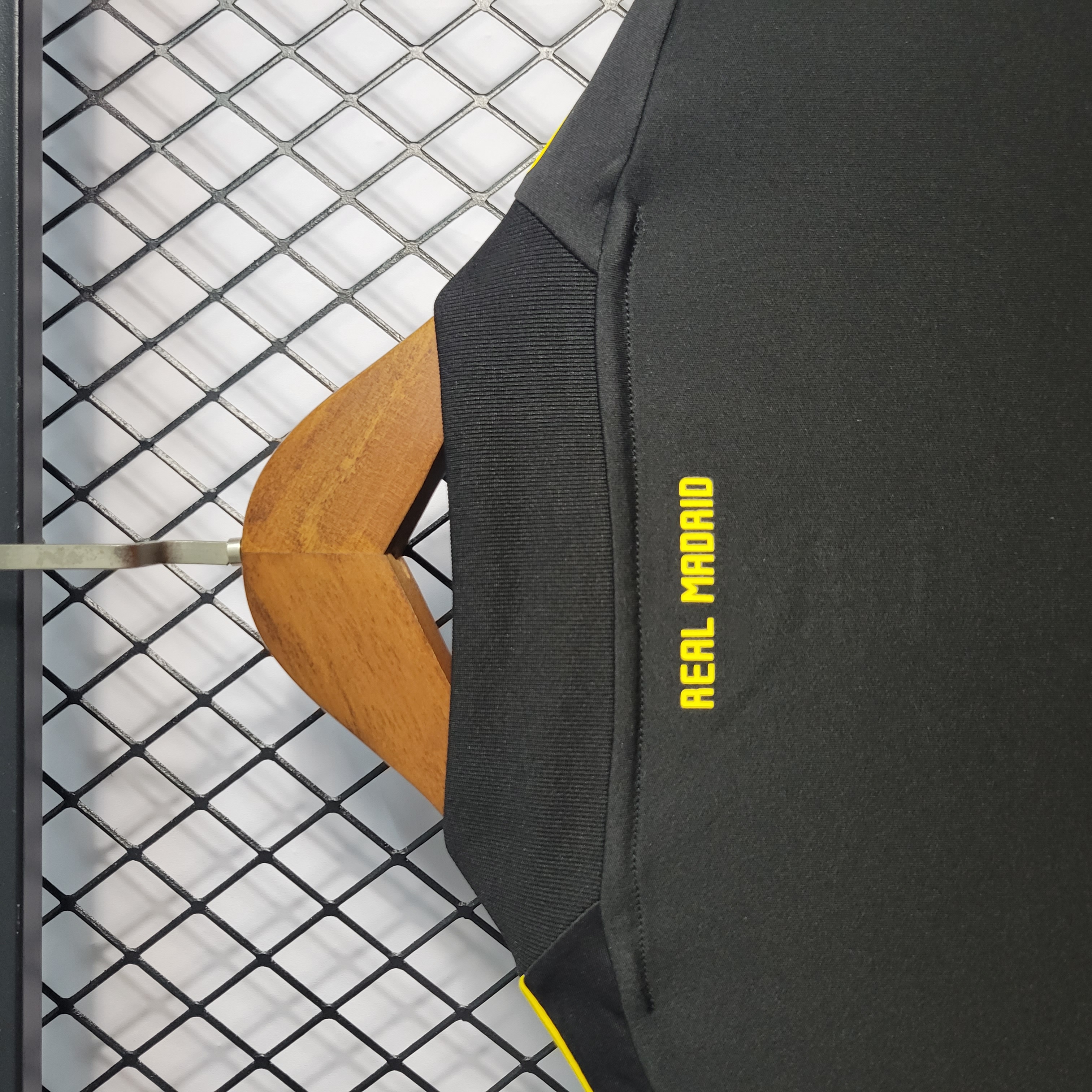 SIUjerseys-Retro Real Madrid 11-12 Black Goalkeeper Jersey