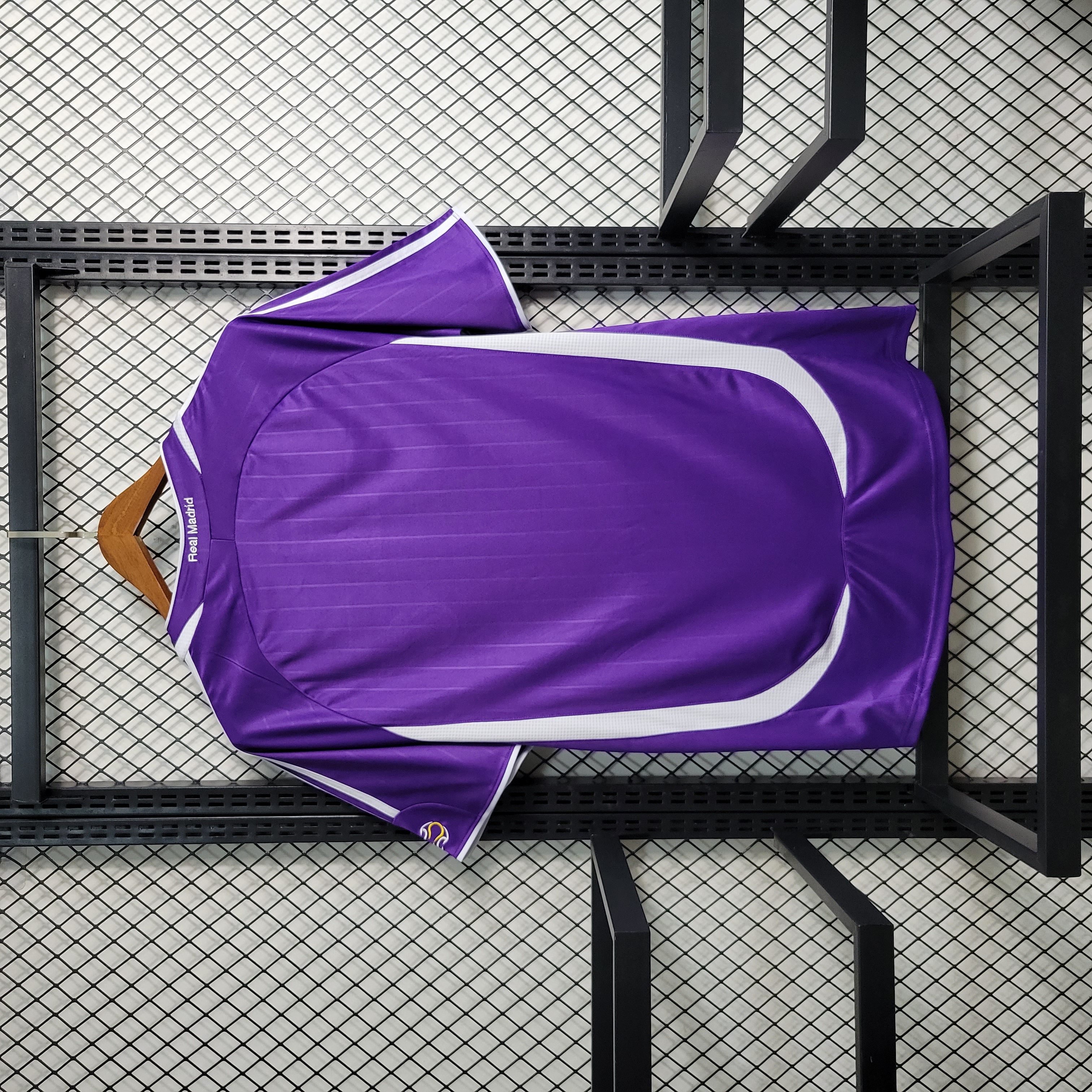 SIUjerseys-Retro Real Madrid 06-07 Third Jersey