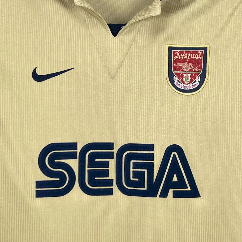 SIUjerseys-Retro Arsenal 2001-02 Away Long Sleeves Jersey