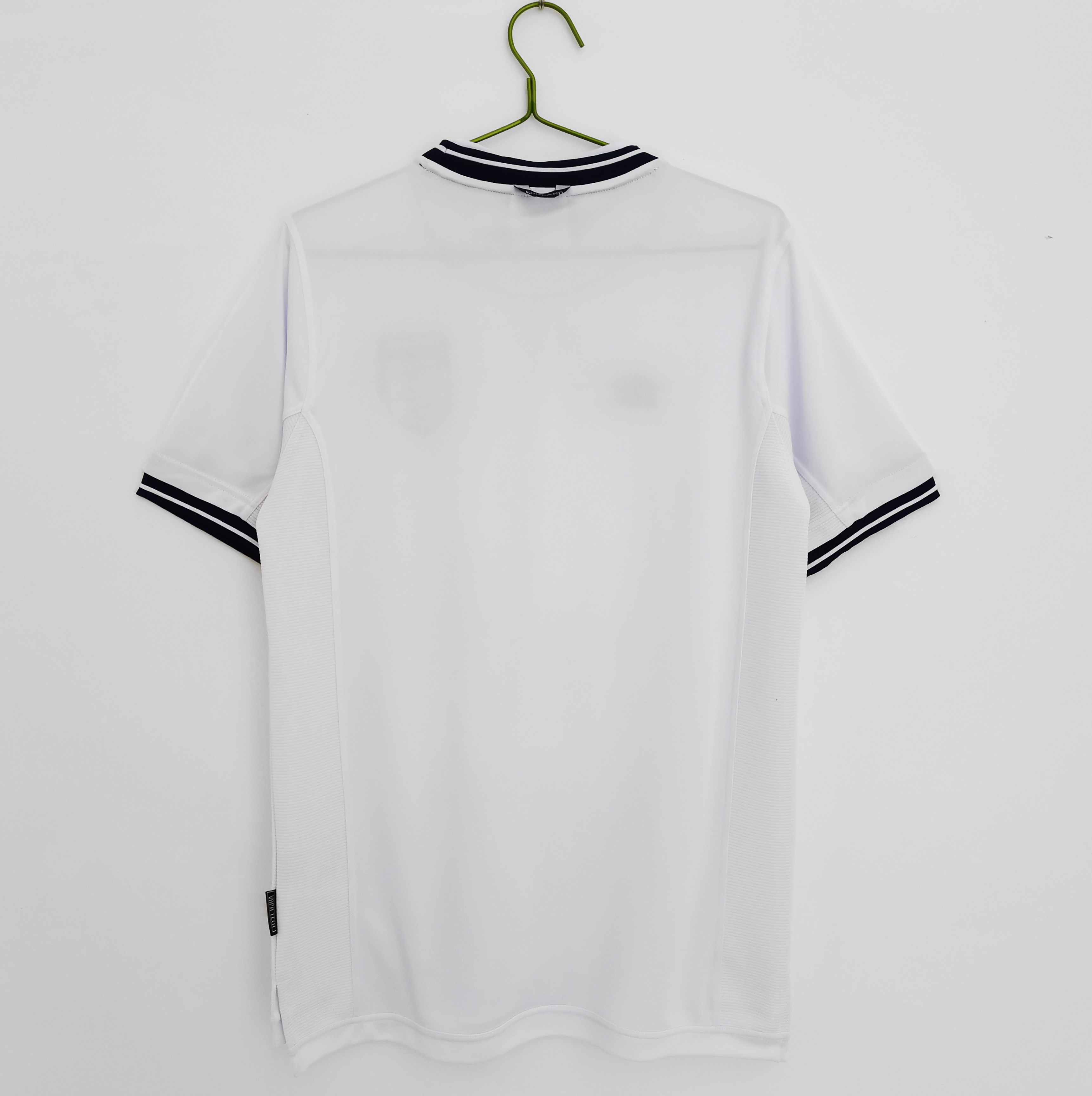 SIUjerseys-Retro England 2000 Home Stadium Jersey