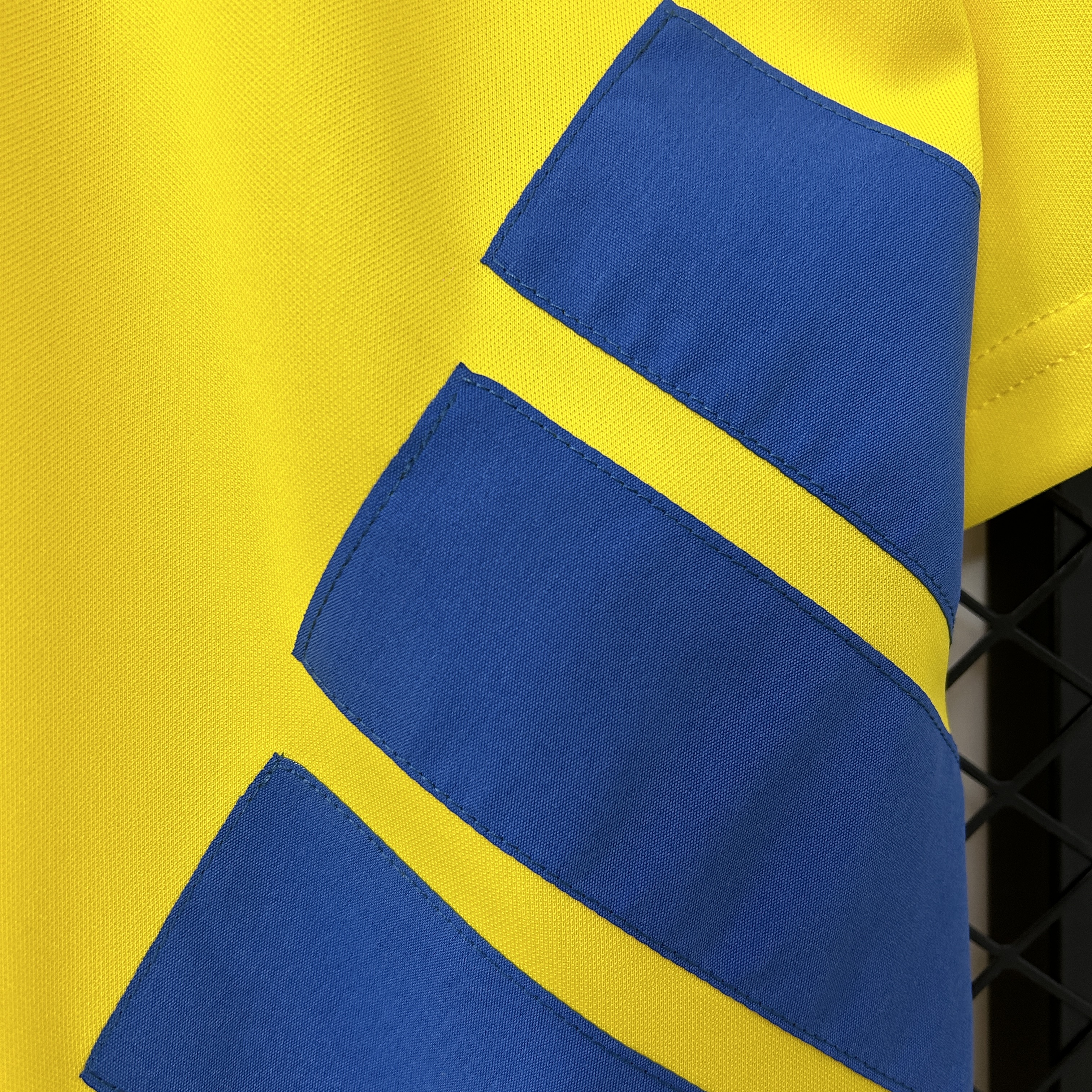 SIUjerseys-Retro Sweden 1994 Home Jersey