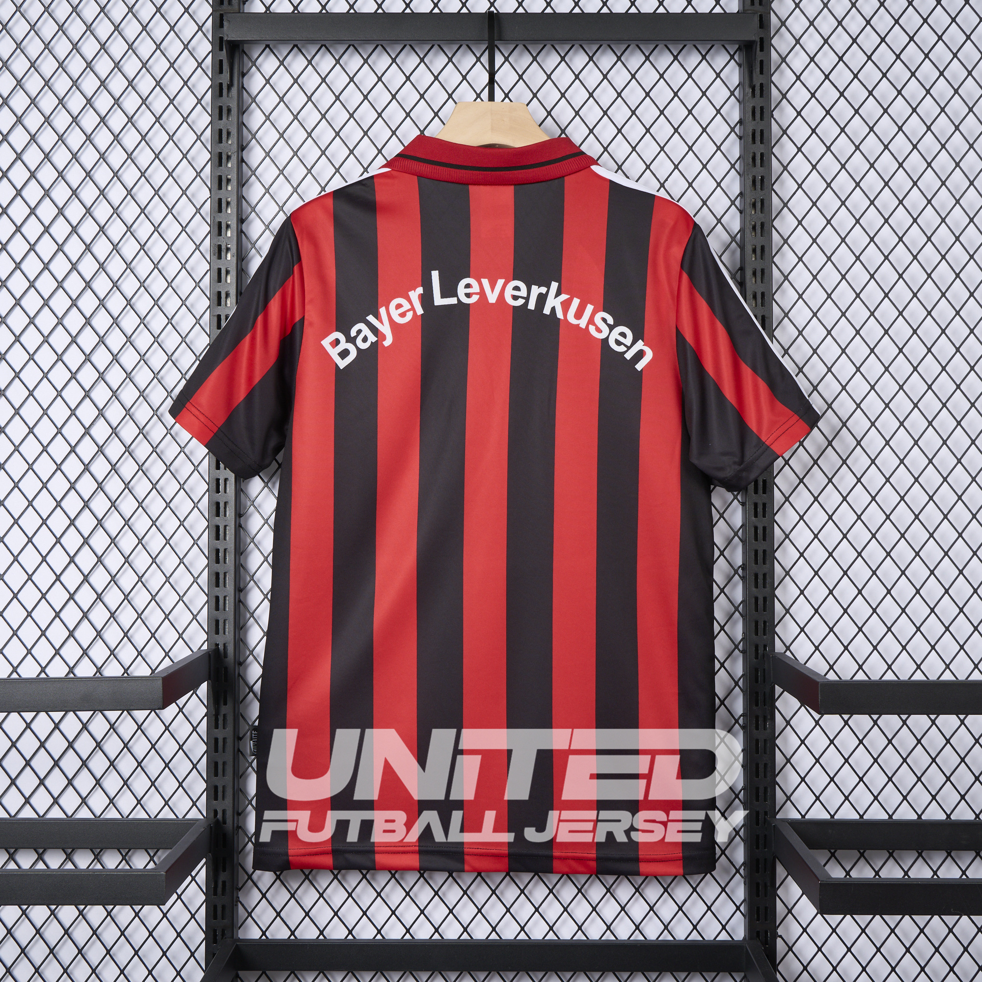 unitedfutballjersey-Retro Bayer 04 Leverkusen 2001-02 Home Jersey