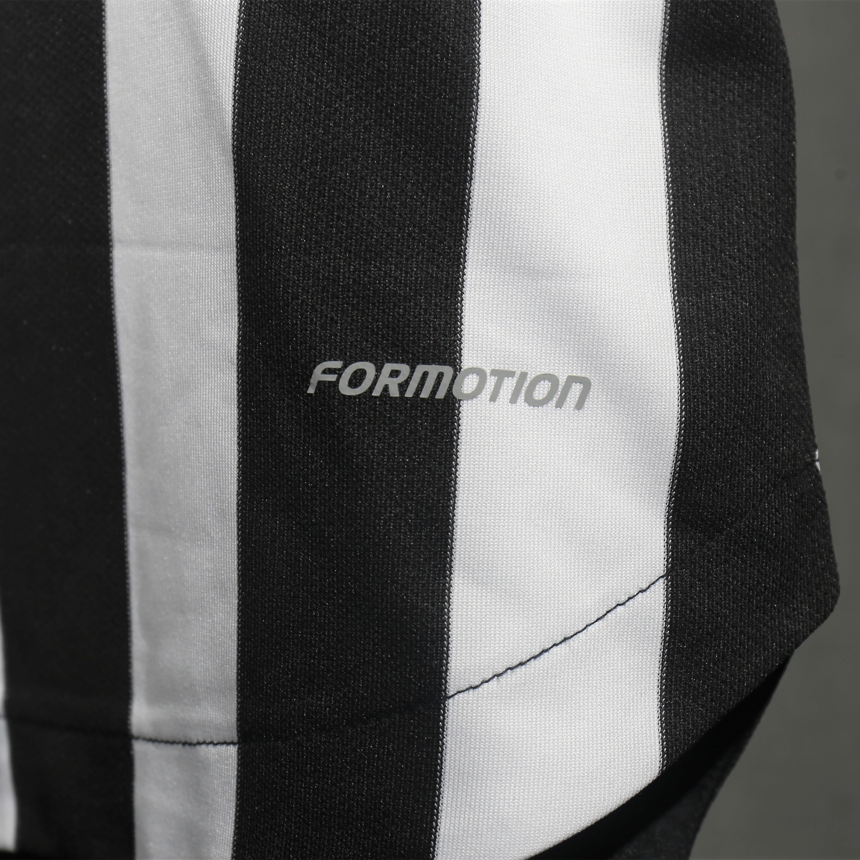 SIUjerseys-Juventus 24-25 Trefoil Vintage Unsponsored Special Jersey