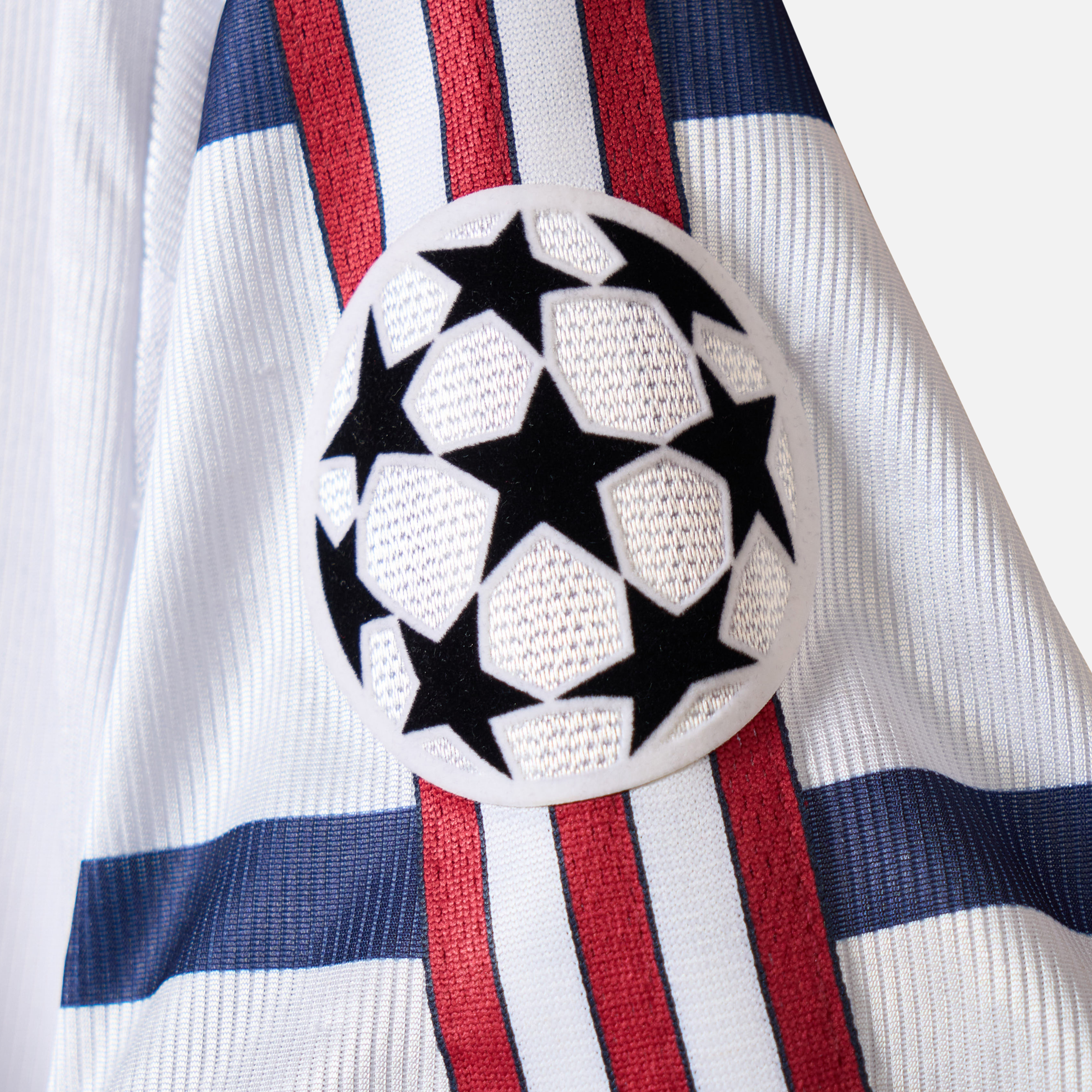 unitedfutballjersey-Retro Bayern Munich 1998-00 Away Jersey