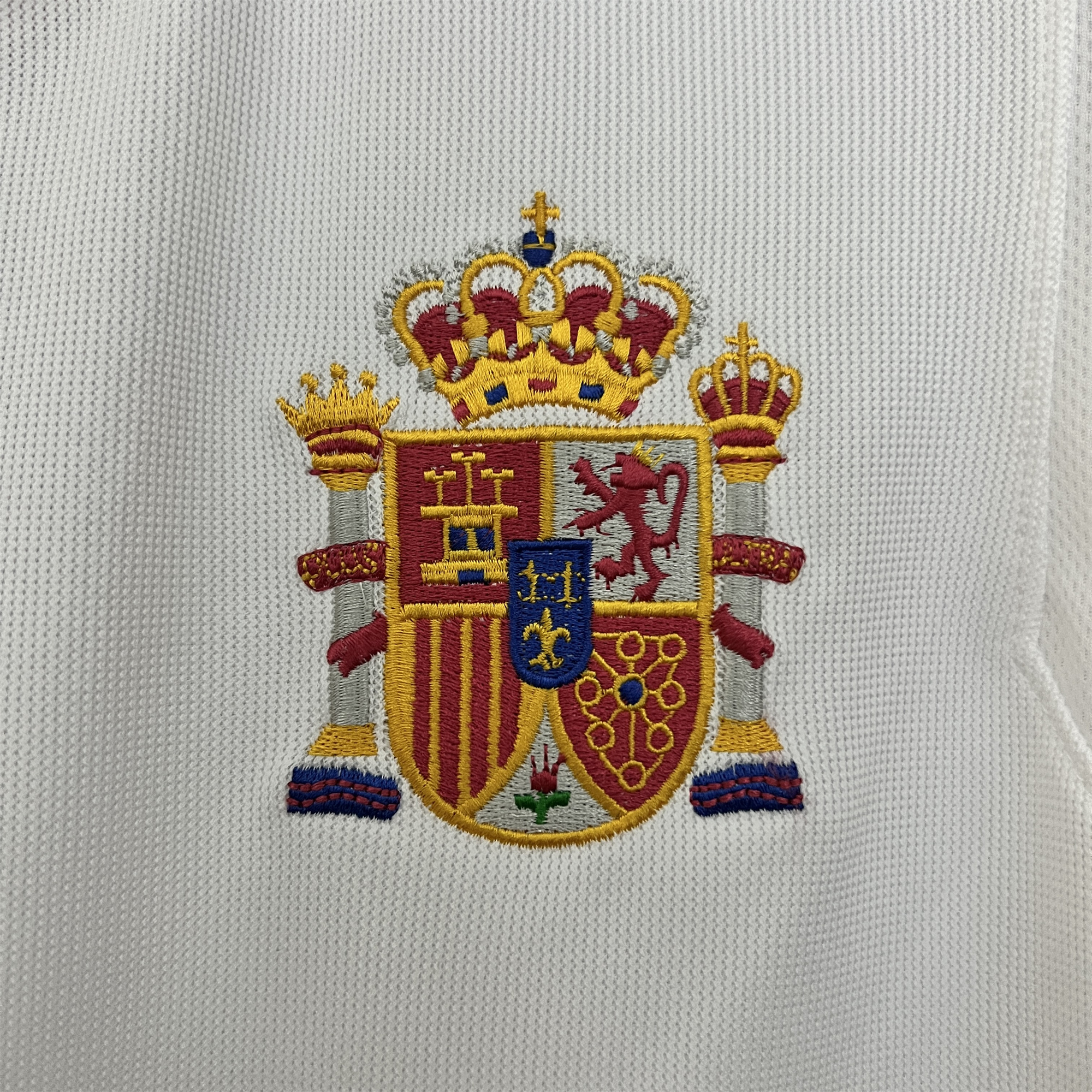 SIUjerseys-Retro Spain 2000 Away Jersey
