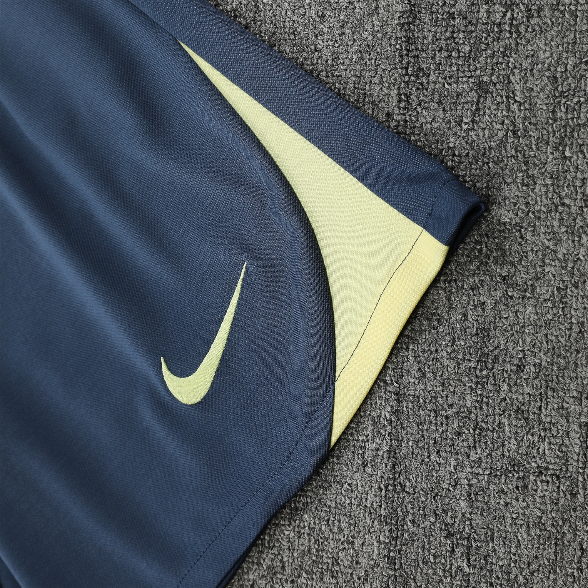 SIUjerseys-Club América 24-25 Vest Training Set - Light Green Vest & Grey Shorts