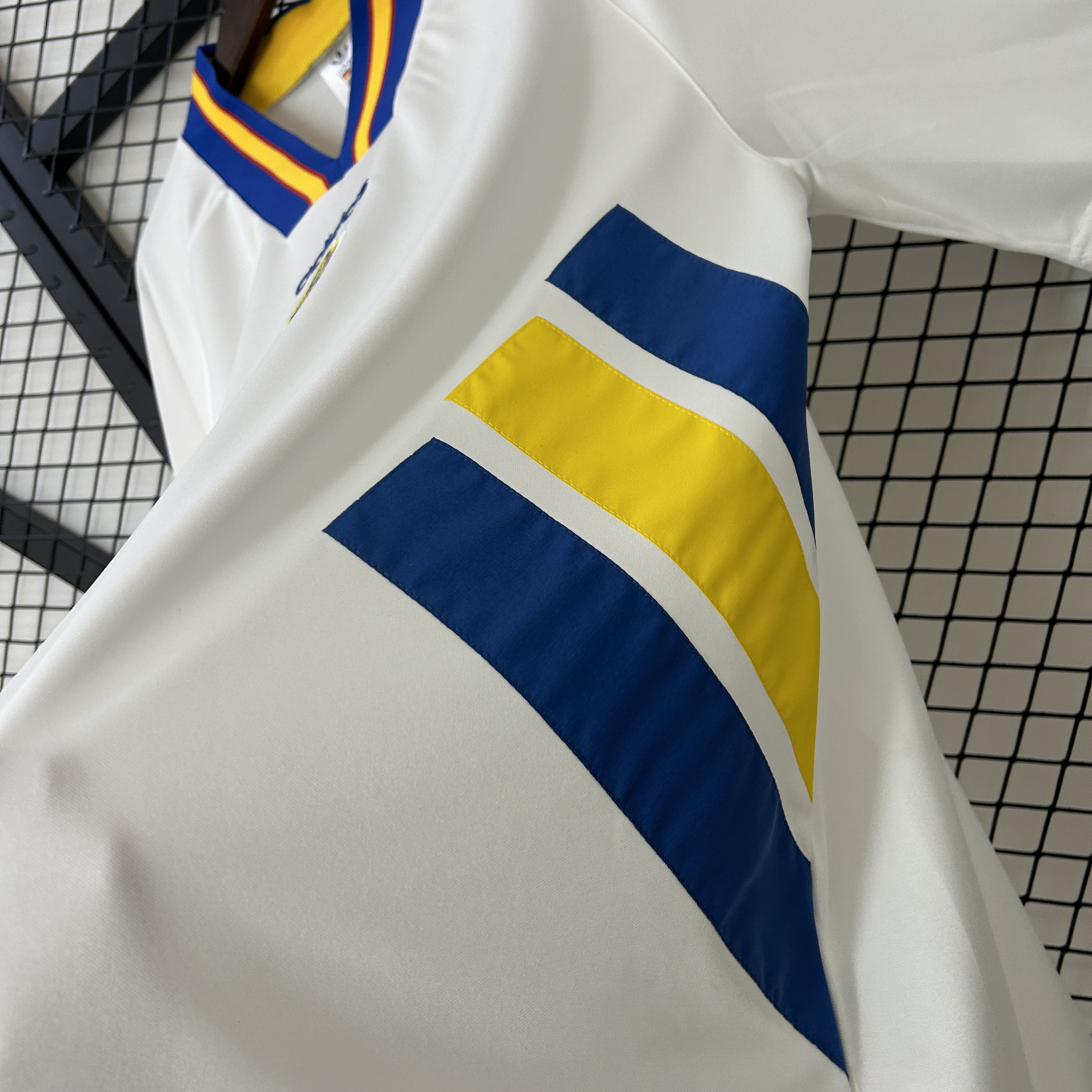 SIUjerseys-Retro Sweden 1994 Away Jersey