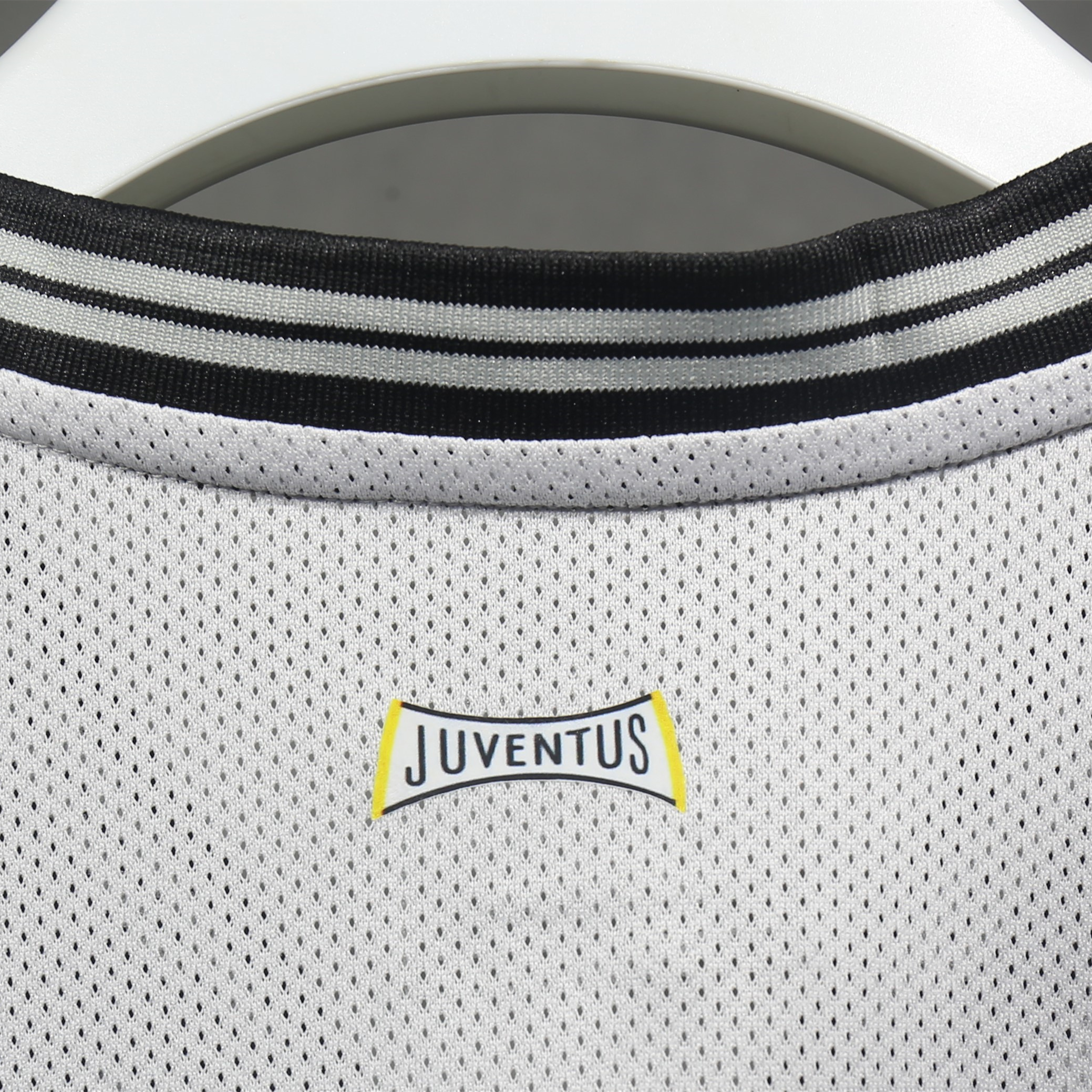 SIUjerseys-Juventus 24-25 Trefoil Vintage Unsponsored Special Jersey