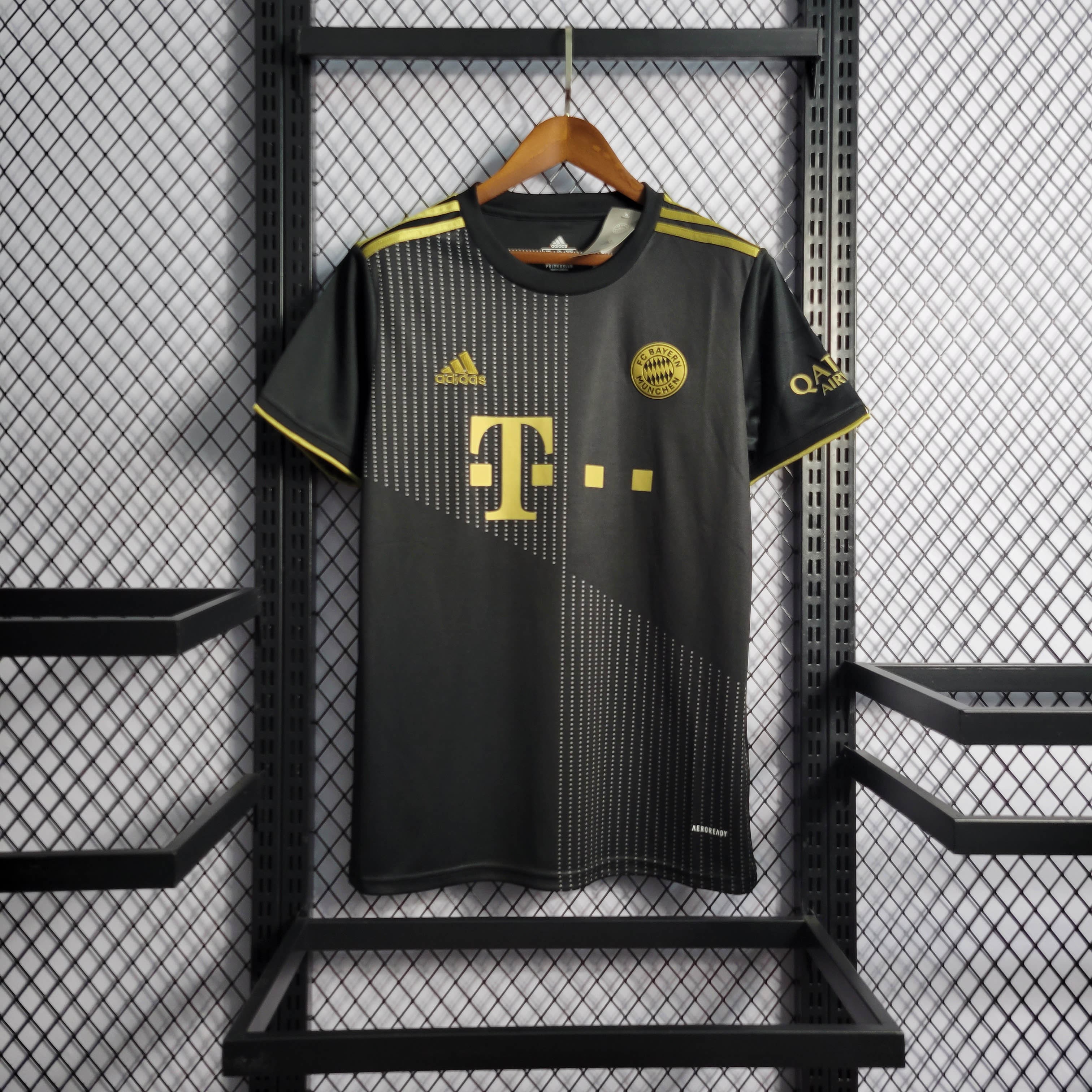 ManixJersey.com | Retro Bayern Munich 21-22 Away Stadium Jersey -Customize Name, Number and Patch | Worldwide Shipping