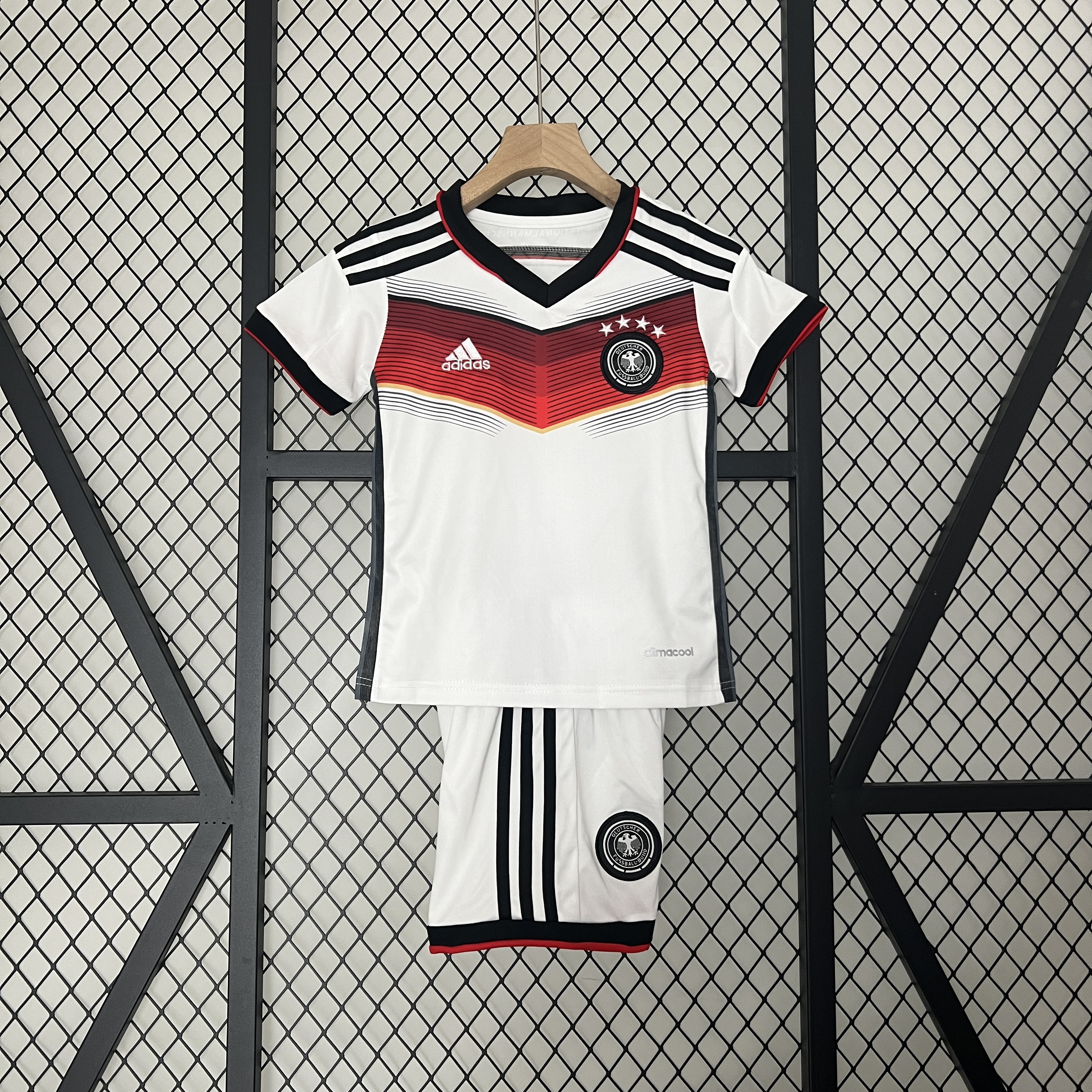 SIUjerseys-Retro Germany 2014 Home Stadium Kids Kit