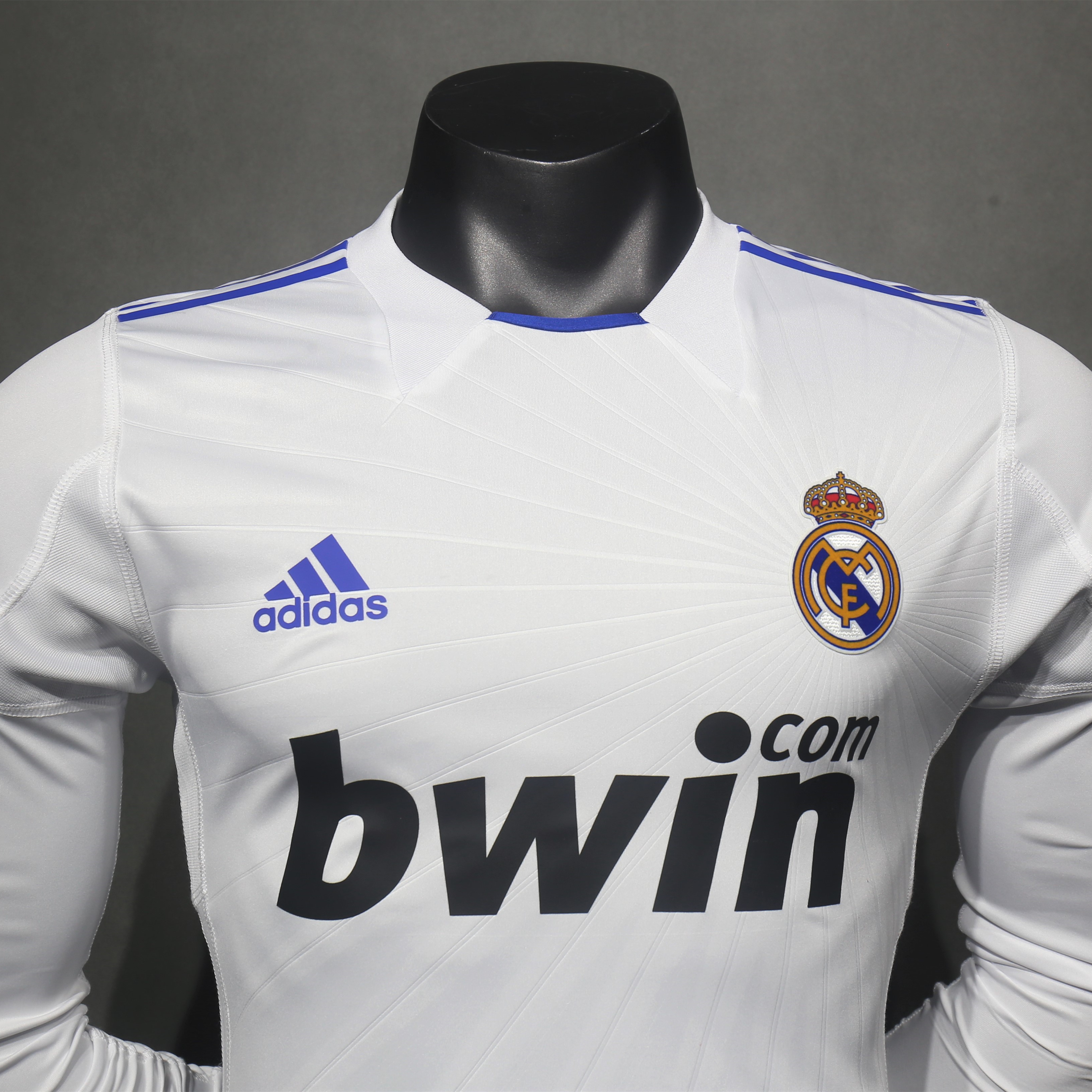 SIUjerseys-Retro Real Madrid 10-11 Home Long Sleeve Jersey - Player Version