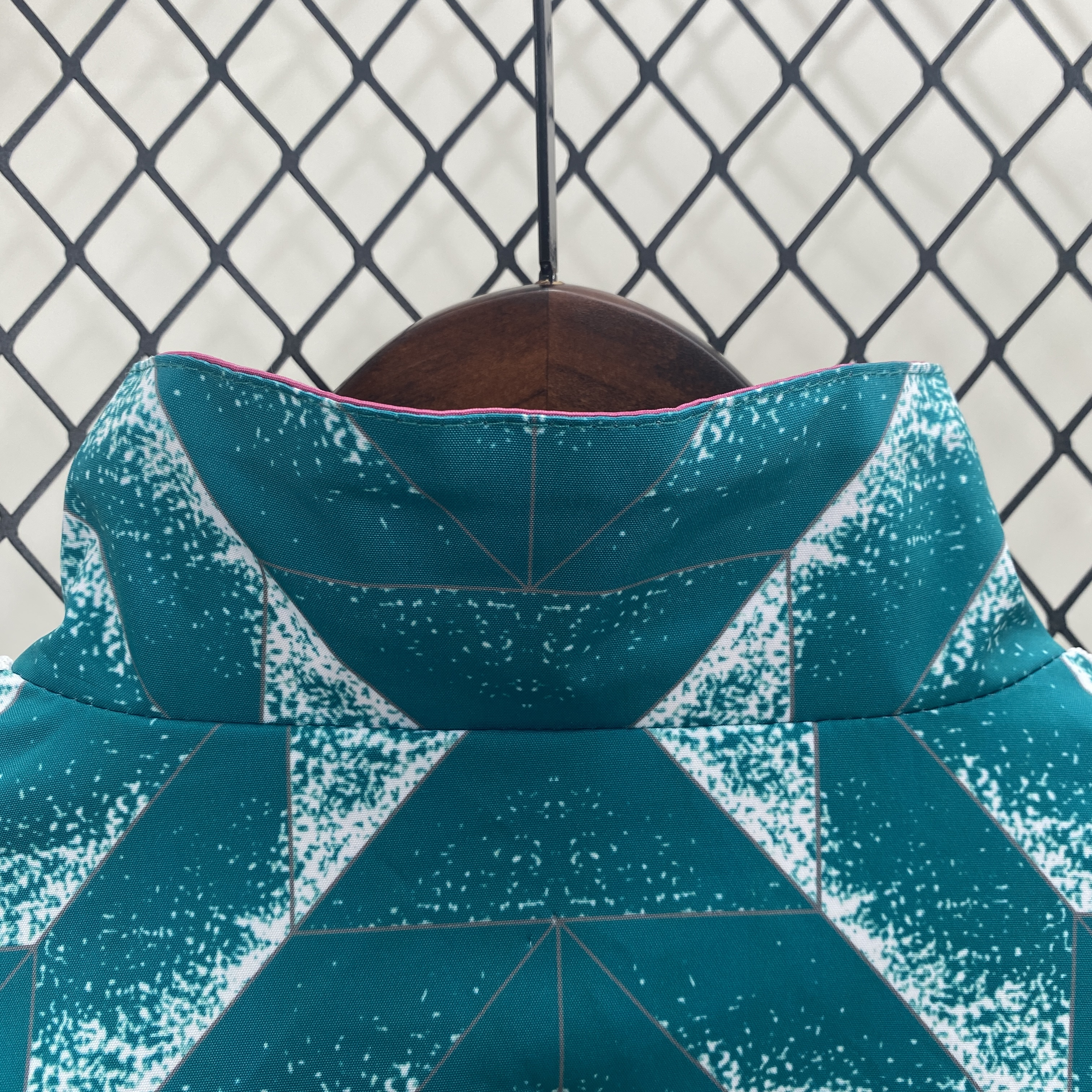 SIUjerseys-Germany 24-25 Double Sided Reversible Windbreaker - Pink & Vintage Green